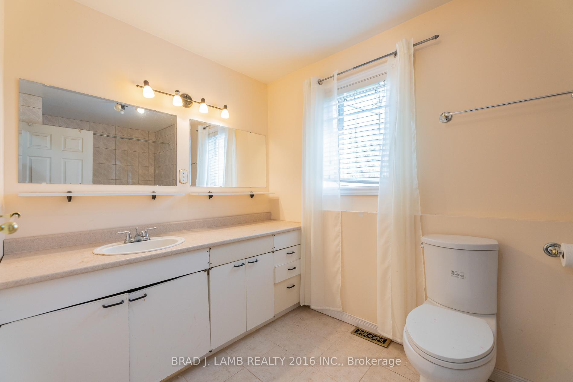 Photo 43 of 18585 Keele Street, King, Rural King — HOMEH