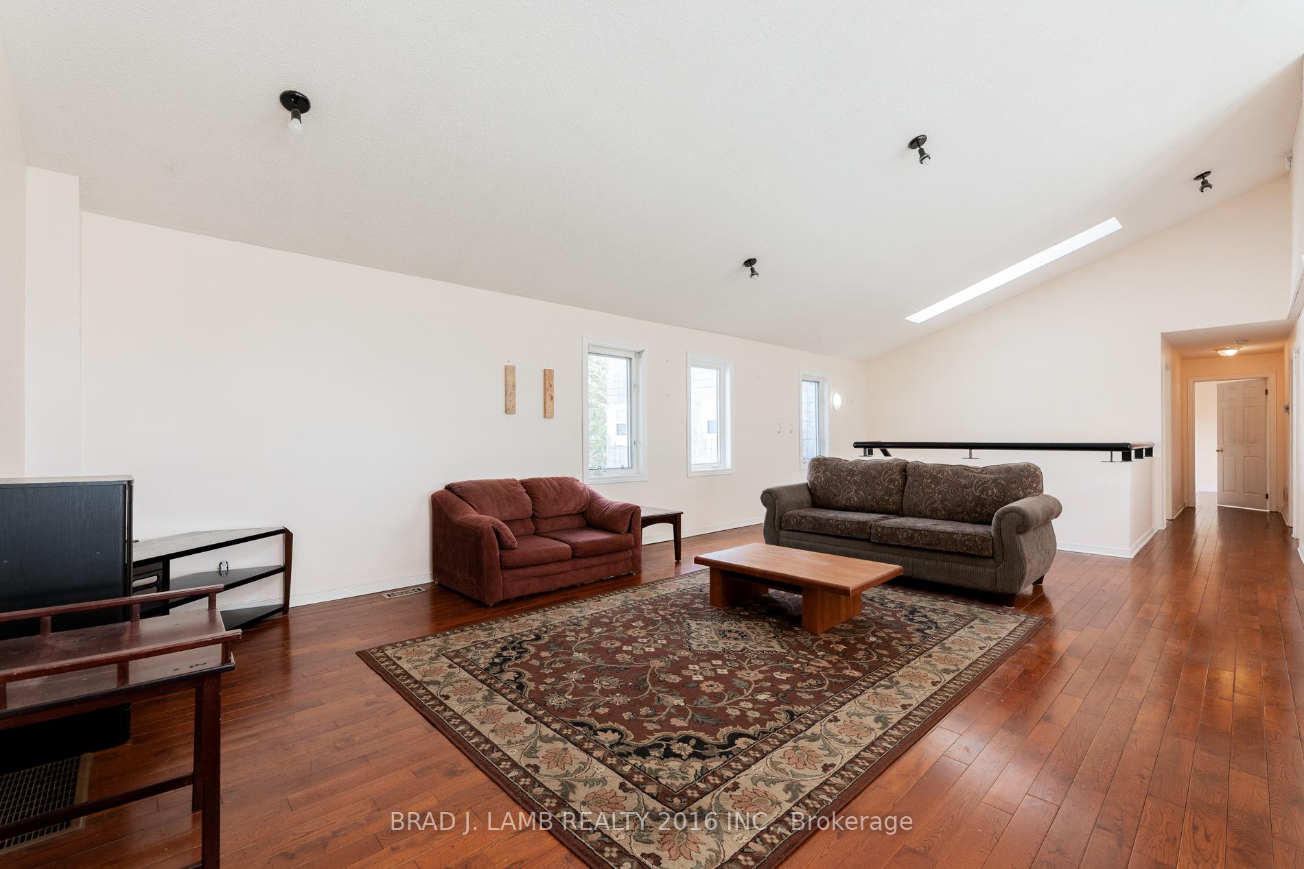 Photo 15 of 18585 Keele Street, King, Rural King — HOMEH