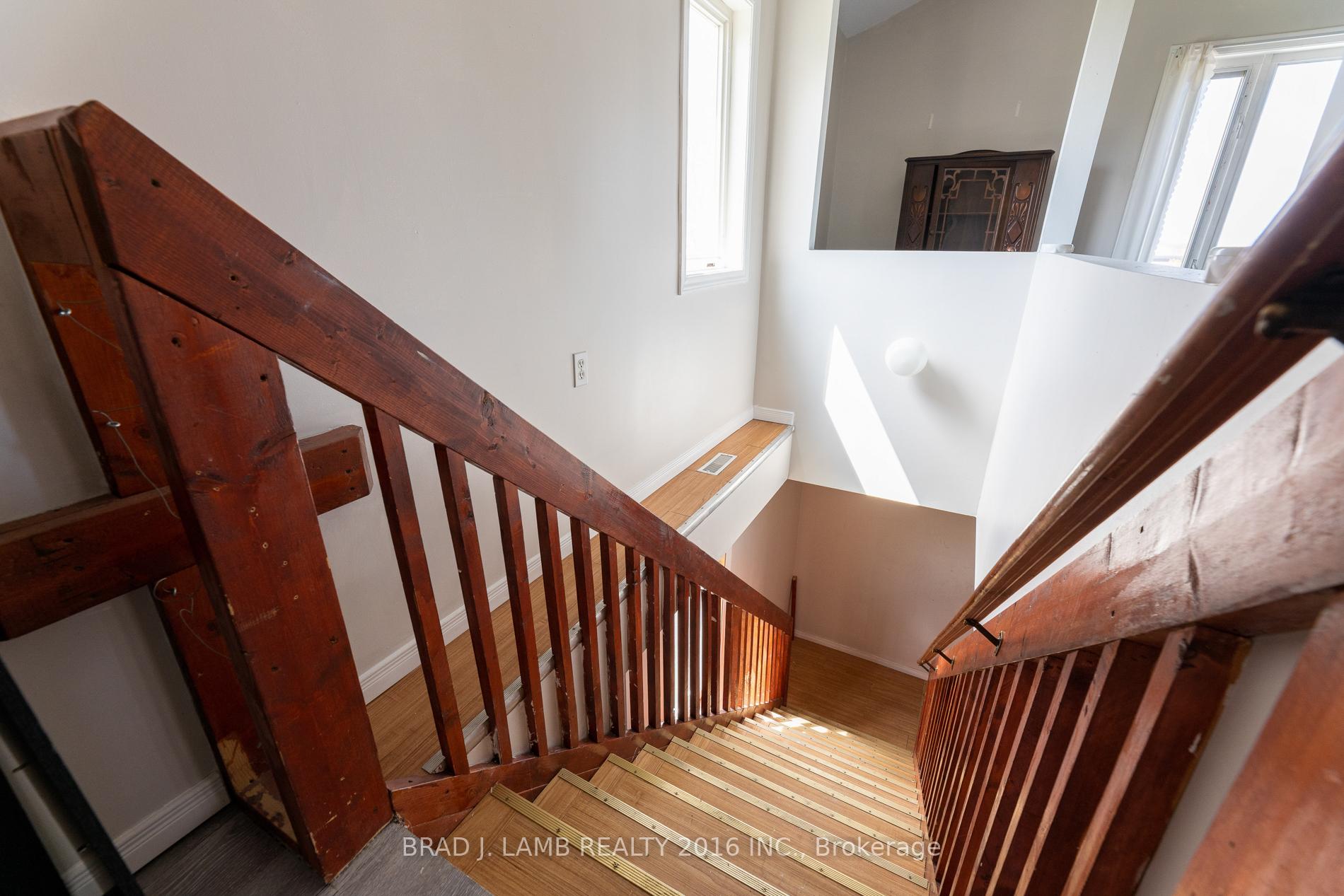 Photo 26 of 18585 Keele Street, King, Rural King — HOMEH