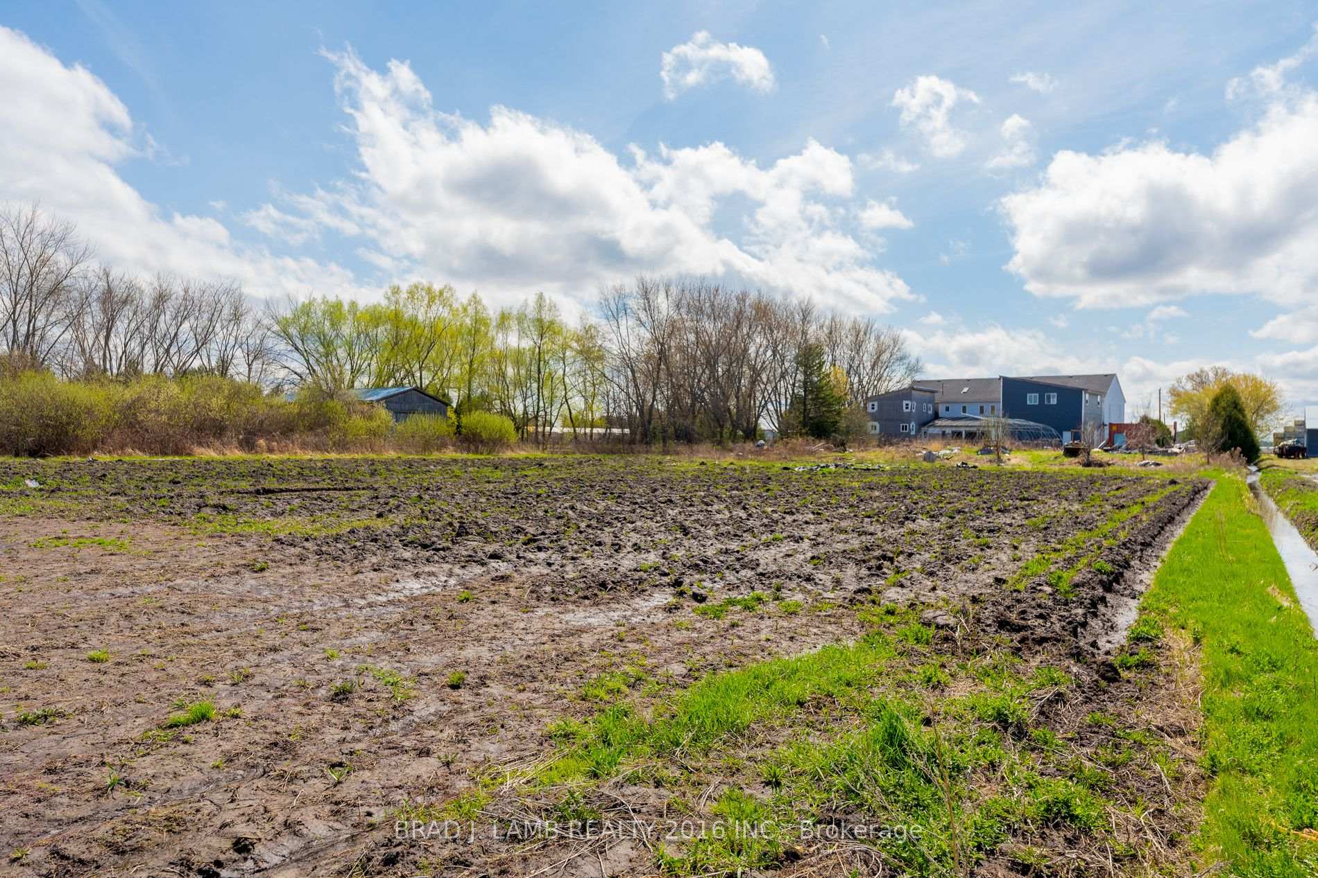 Photo 41 of 18585 Keele Street, King, Rural King — HOMEH