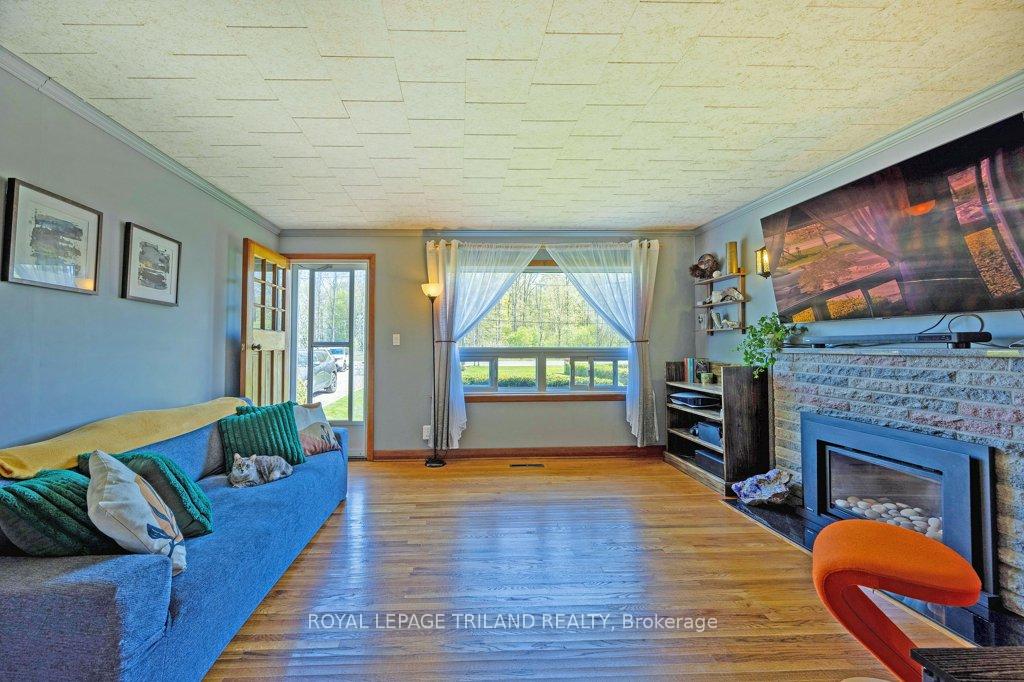 Photo 5 of 9713 Sunset Drive, St. Thomas — HOMEH