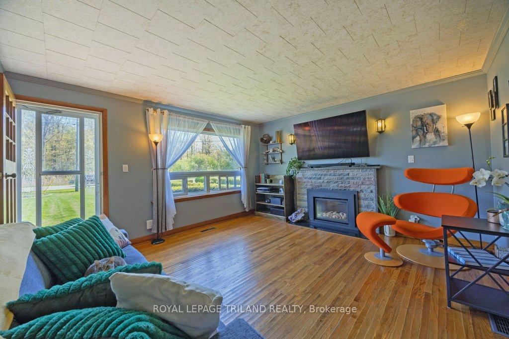Photo 6 of 9713 Sunset Drive, St. Thomas — HOMEH