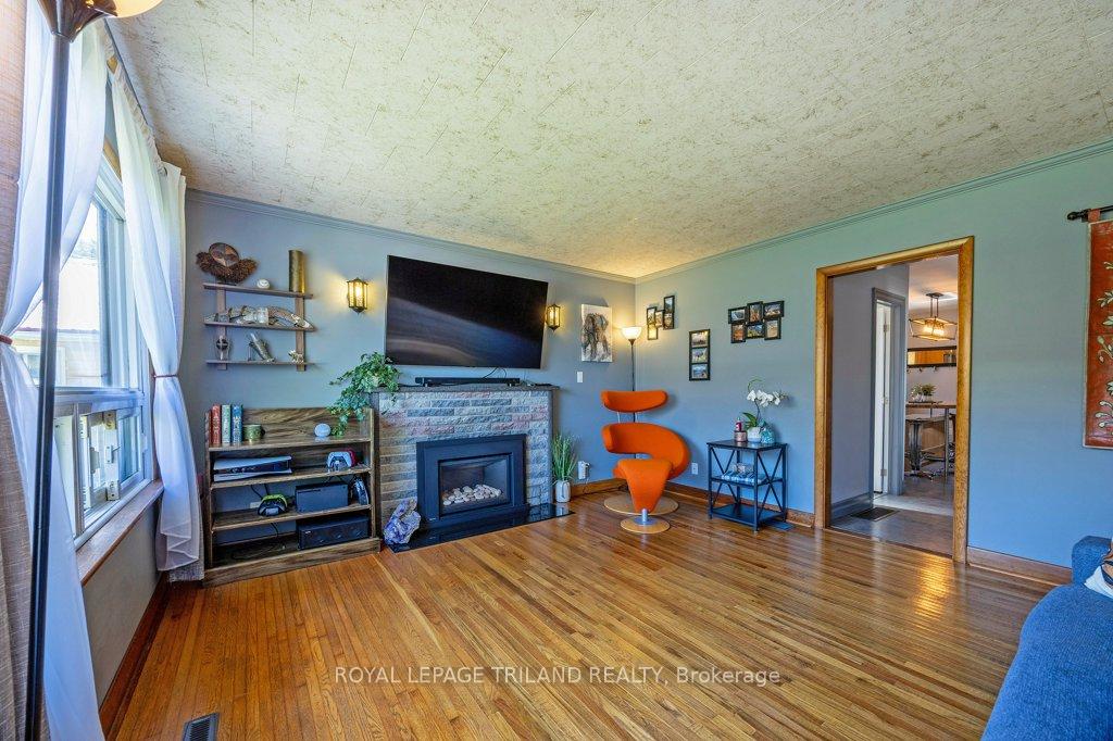 Photo 4 of 9713 Sunset Drive, St. Thomas — HOMEH