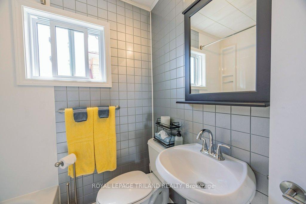 Photo 10 of 9713 Sunset Drive, St. Thomas — HOMEH