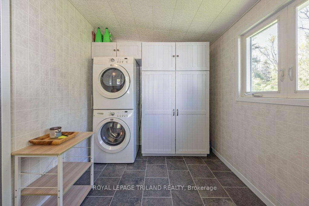 Photo 21 of 9713 Sunset Drive, St. Thomas — HOMEH