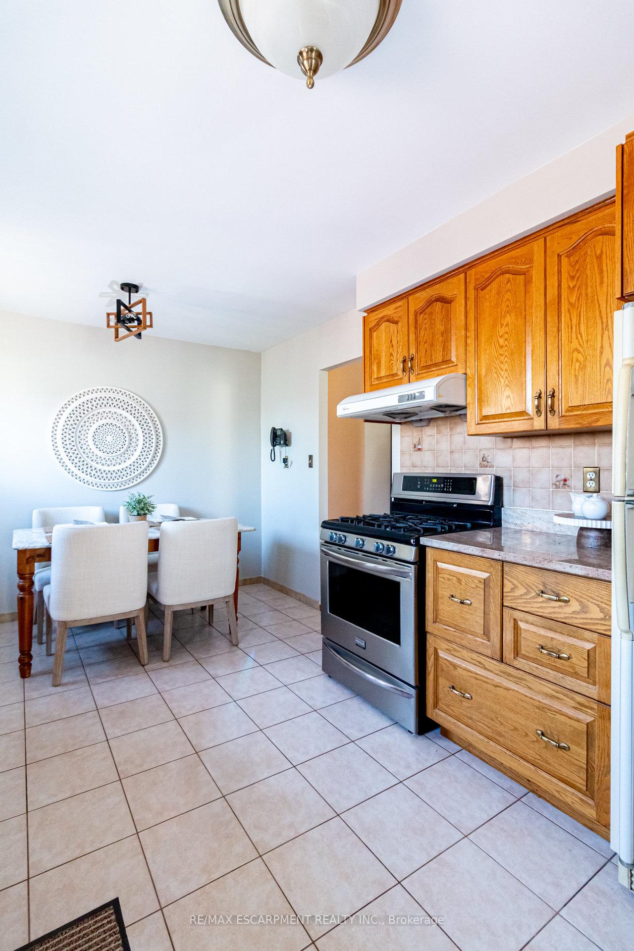 Photo 5 of 16 Billington Crescent, Hamilton, Berrisfield — HOMEH