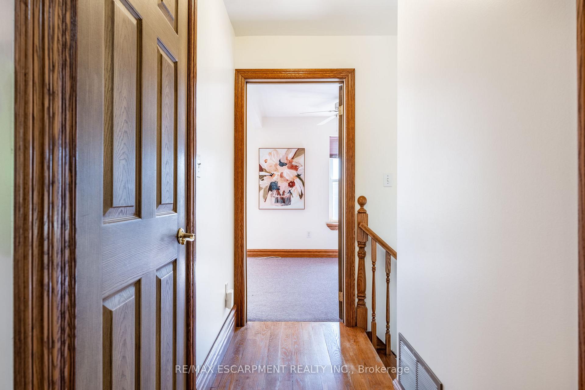 Photo 15 of 192 Ottawa Street S, Hamilton, Delta — HOMEH