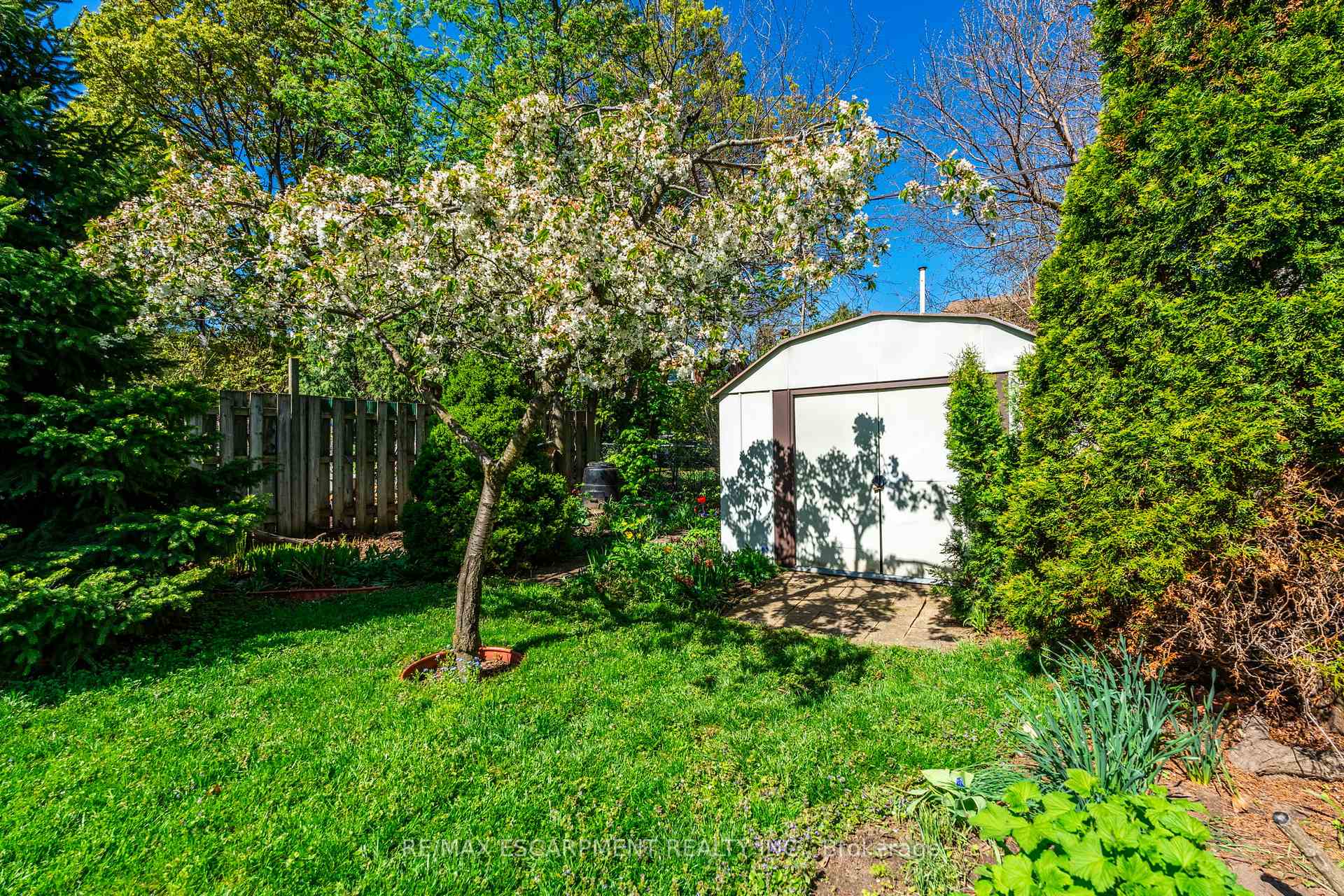 Photo 36 of 192 Ottawa Street S, Hamilton, Delta — HOMEH