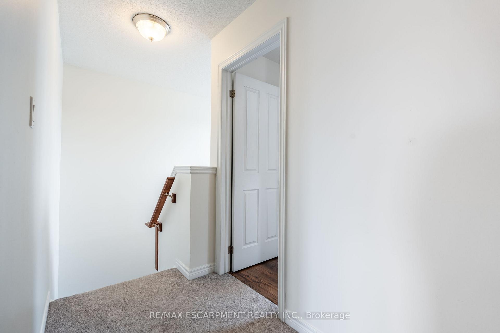Photo 17 of Unit 48, 222 Fall Fair Way, Hamilton, Binbrook — HOMEH