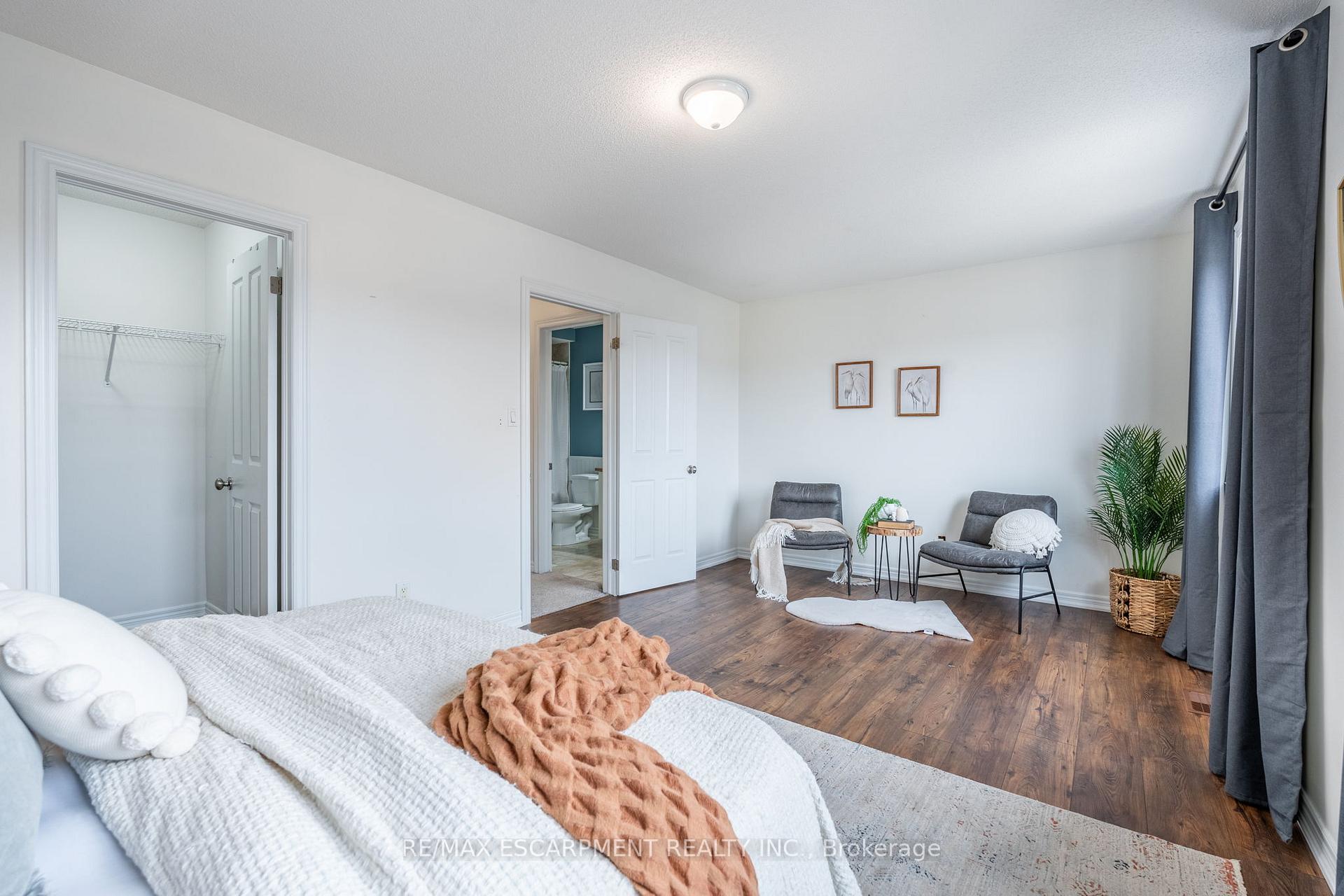 Photo 34 of Unit 48, 222 Fall Fair Way, Hamilton, Binbrook — HOMEH