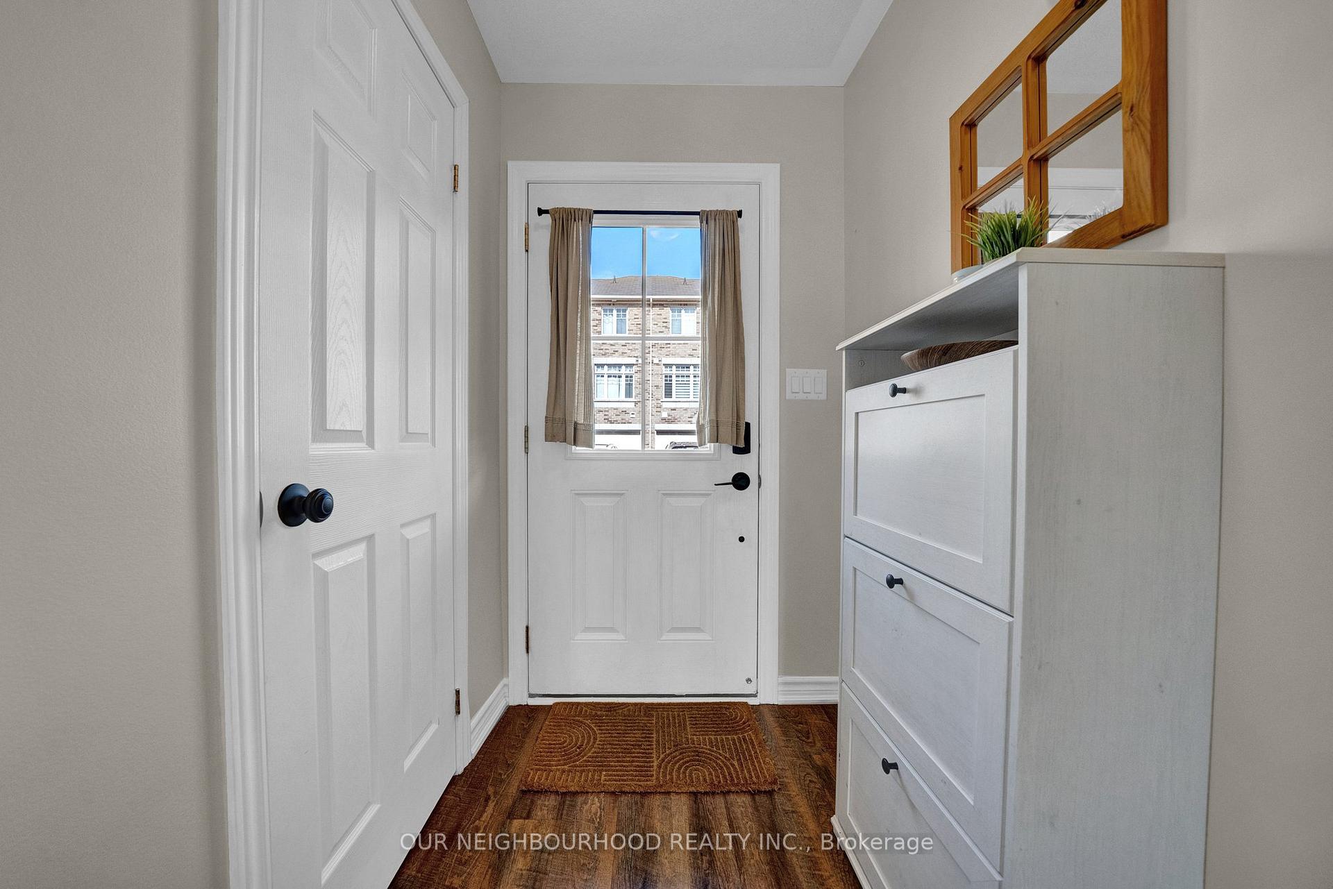 Photo 2 of 42 Markham Trail, Clarington, Bowmanville — HOMEH