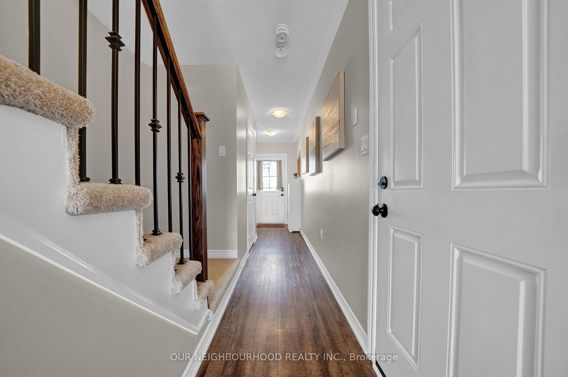 Photo 11 of 42 Markham Trail, Clarington, Bowmanville — HOMEH