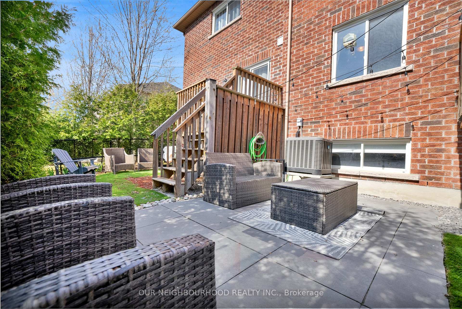 Photo 16 of 42 Markham Trail, Clarington, Bowmanville — HOMEH