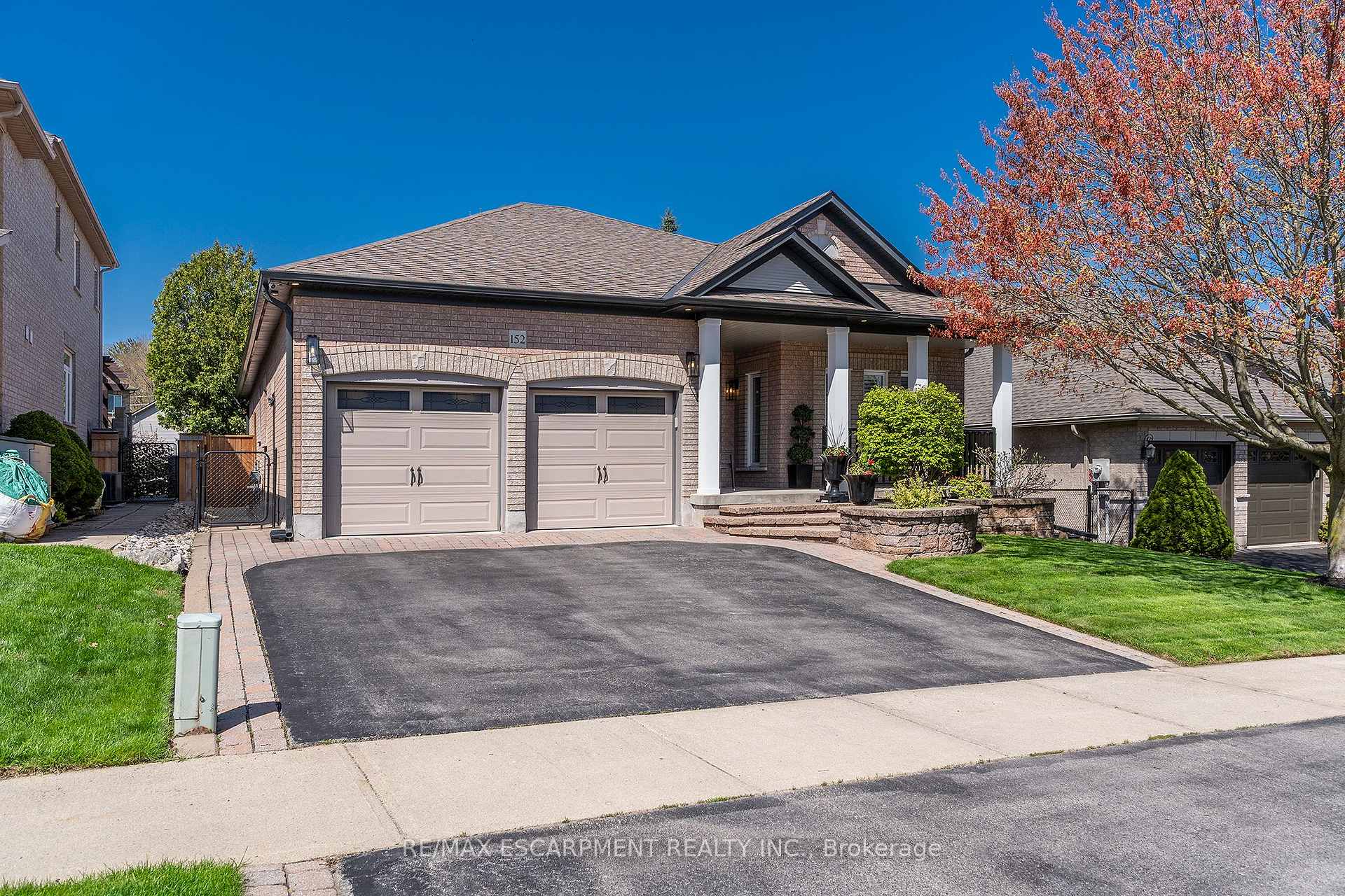 Photo 6 of 152 Moore Crescent, Hamilton, Ancaster — HOMEH