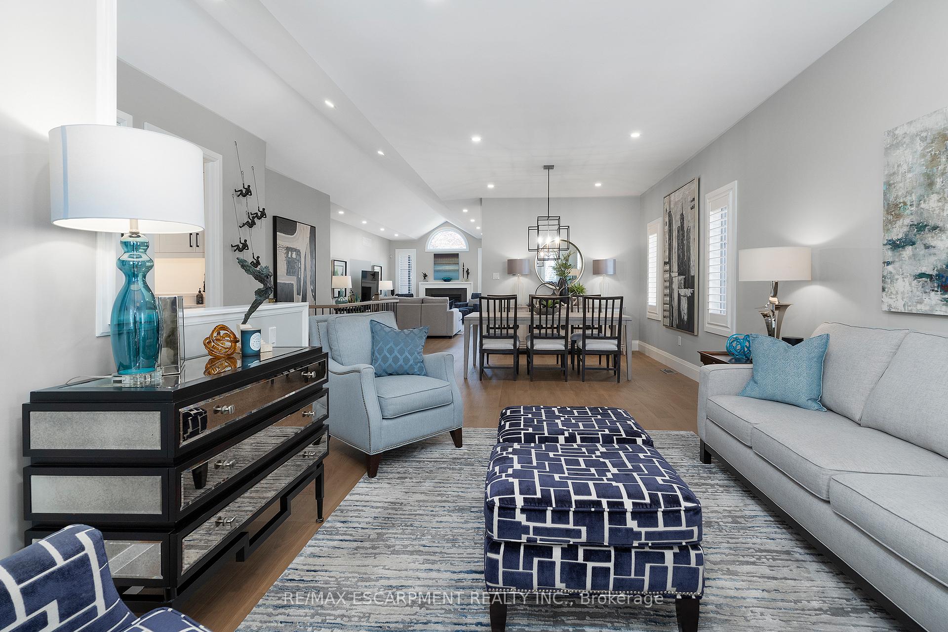 Photo 18 of 152 Moore Crescent, Hamilton, Ancaster — HOMEH