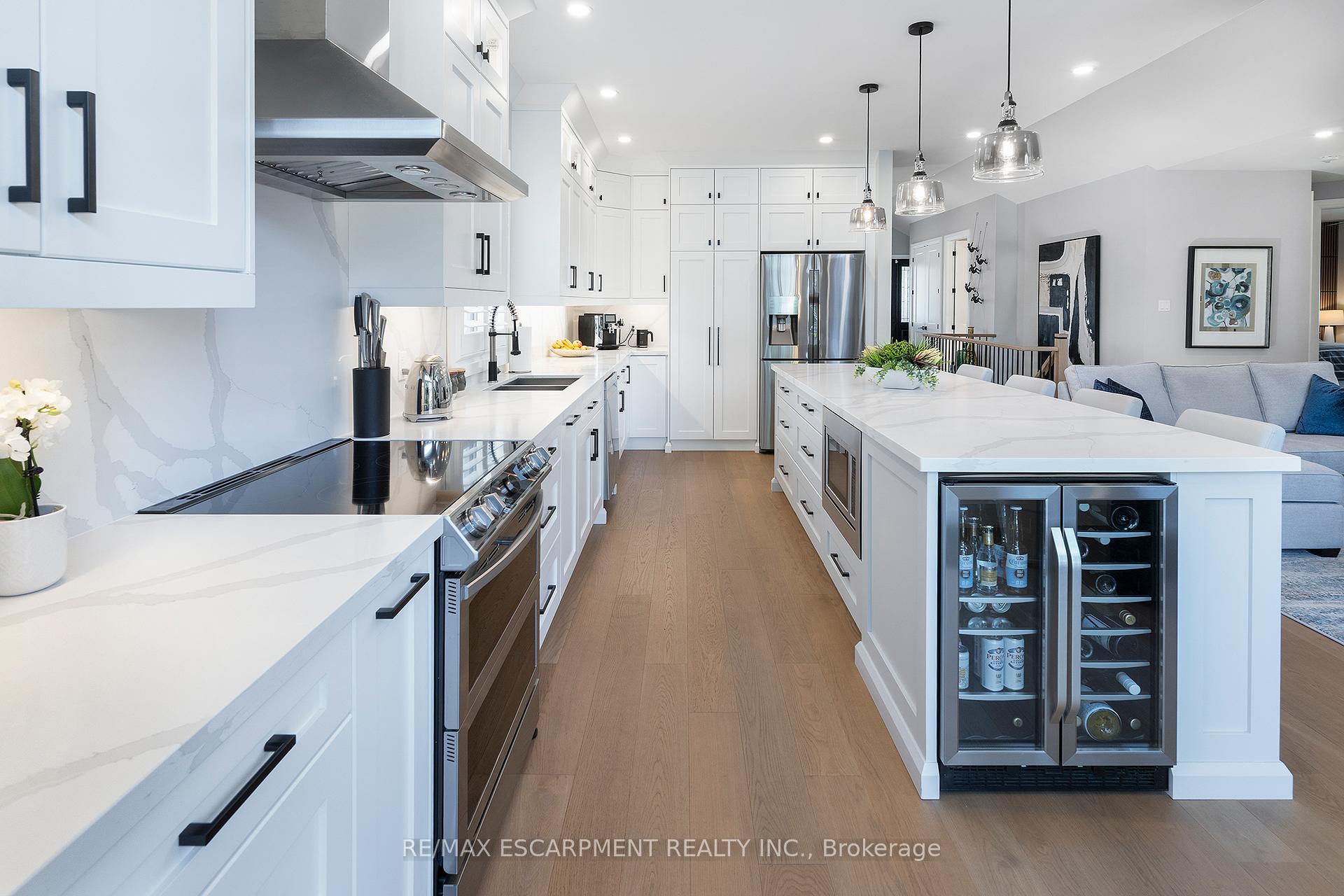 Photo 13 of 152 Moore Crescent, Hamilton, Ancaster — HOMEH