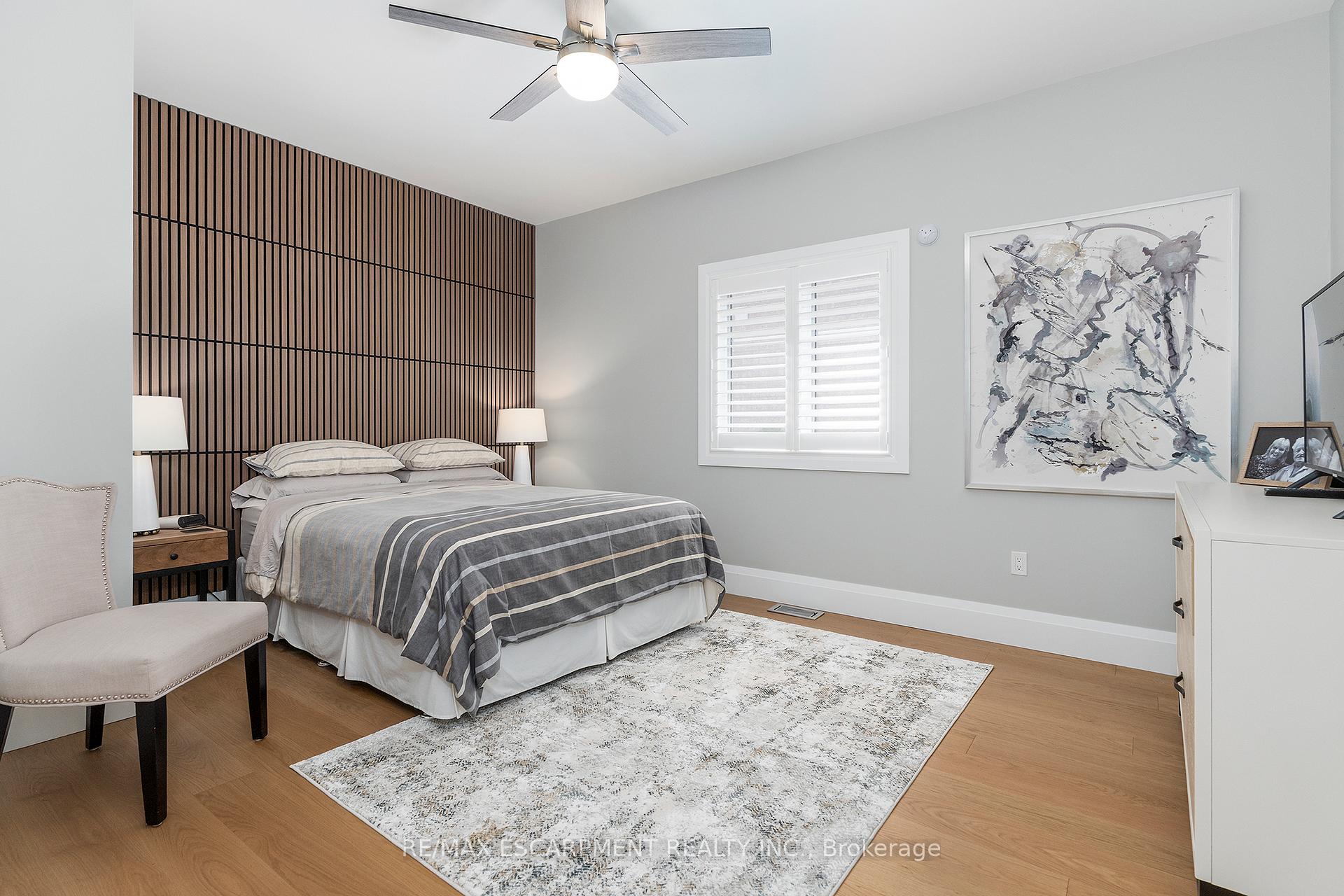 Photo 17 of 152 Moore Crescent, Hamilton, Ancaster — HOMEH