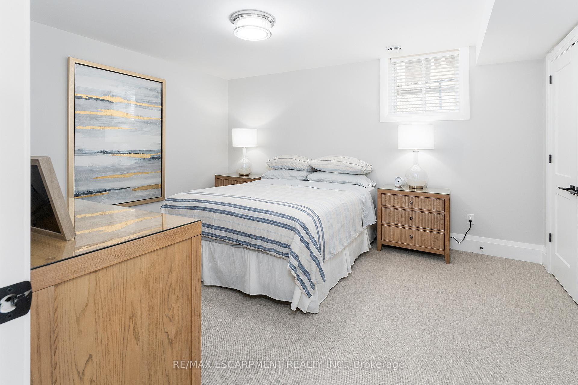 Photo 37 of 152 Moore Crescent, Hamilton, Ancaster — HOMEH