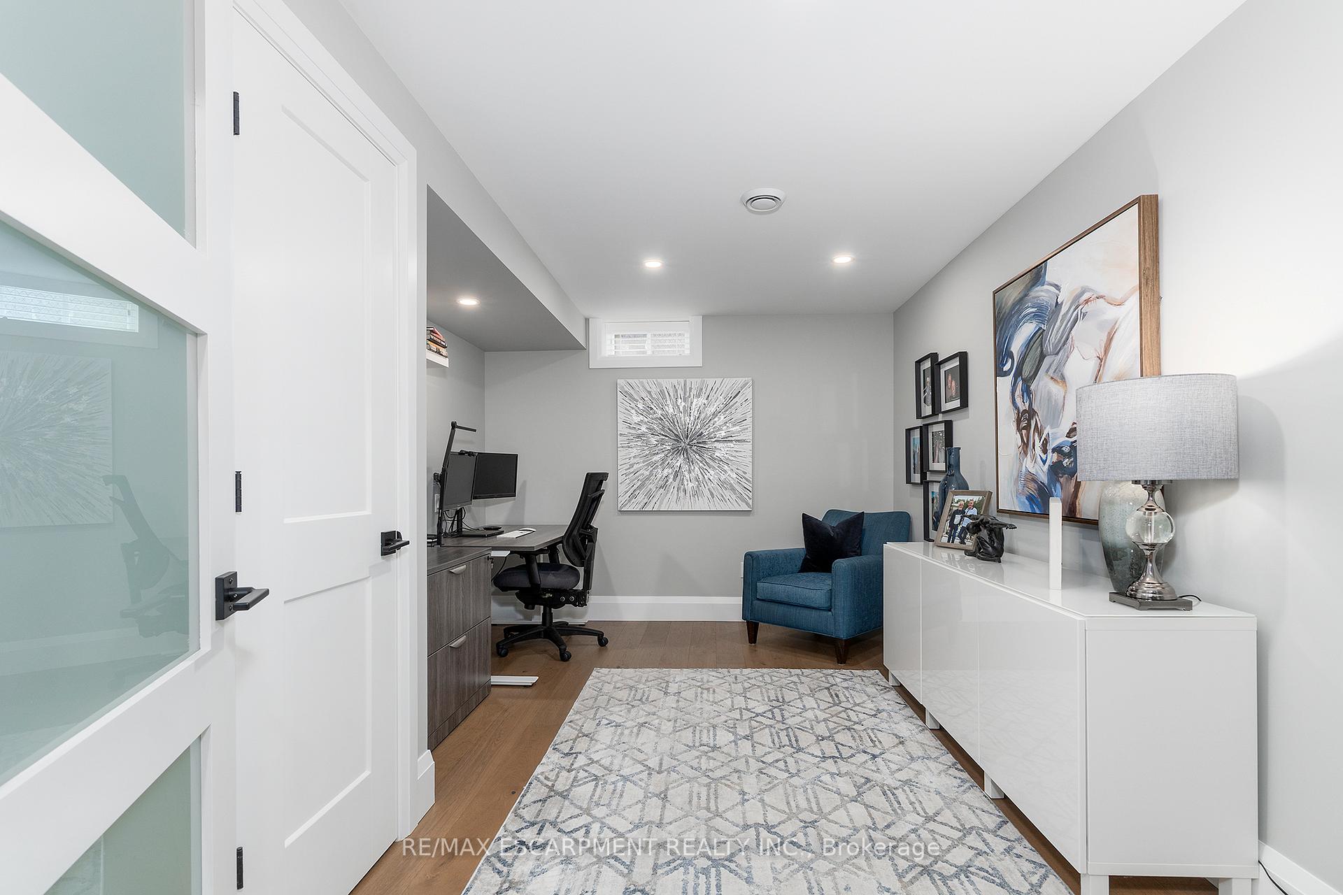 Photo 26 of 152 Moore Crescent, Hamilton, Ancaster — HOMEH