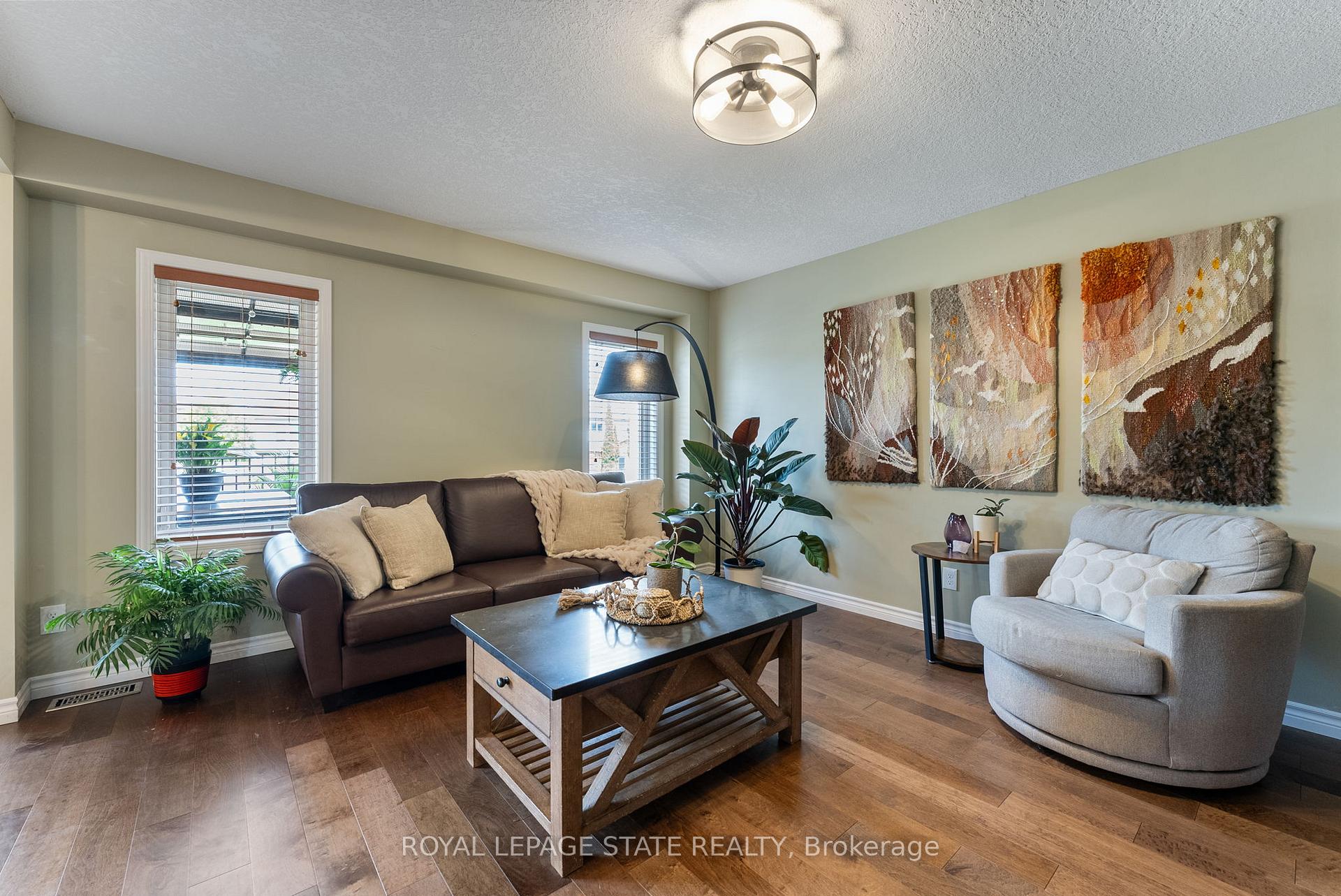 Photo 11 of 126 Cranbrook Street, Kitchener — HOMEH