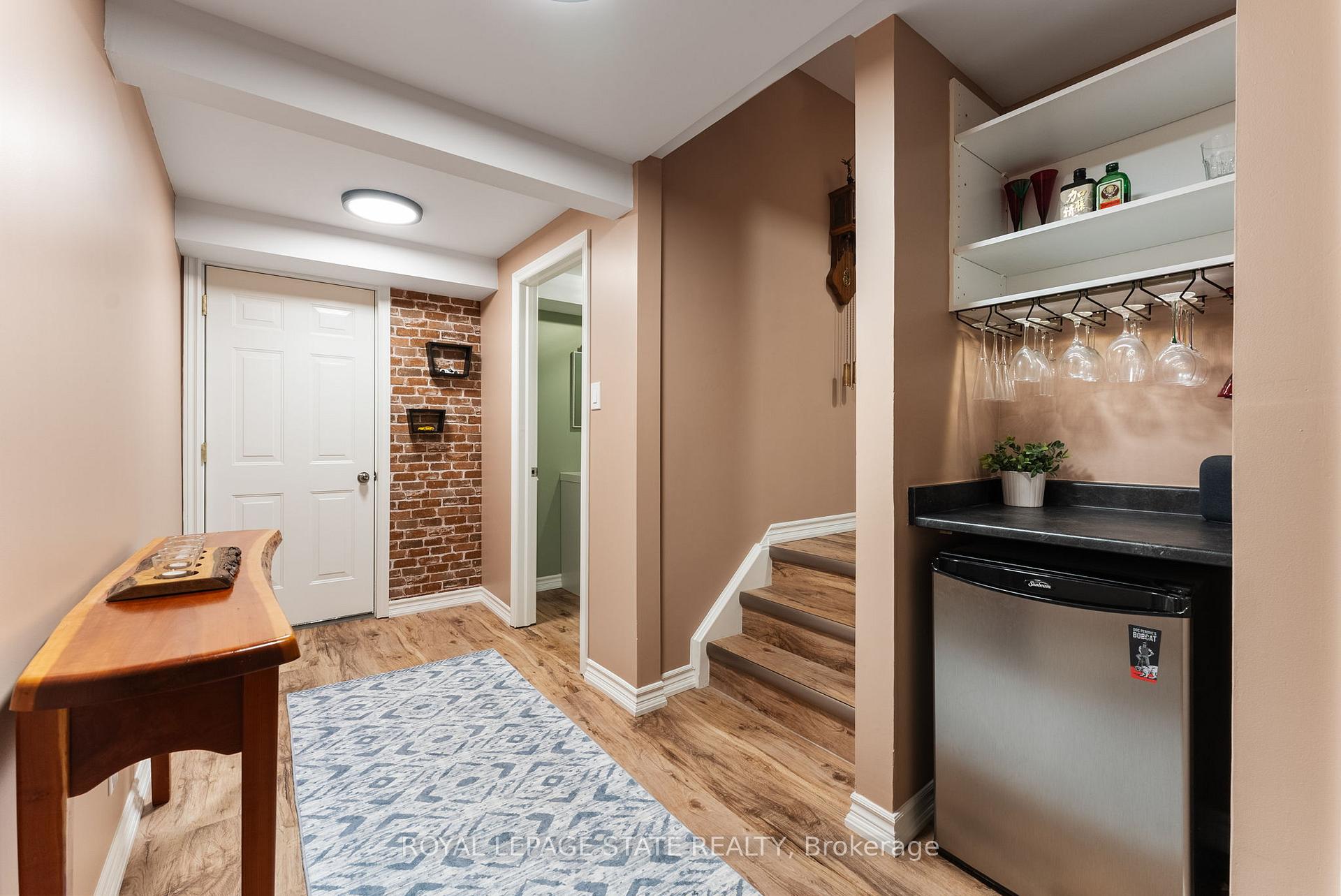 Photo 7 of 126 Cranbrook Street, Kitchener — HOMEH