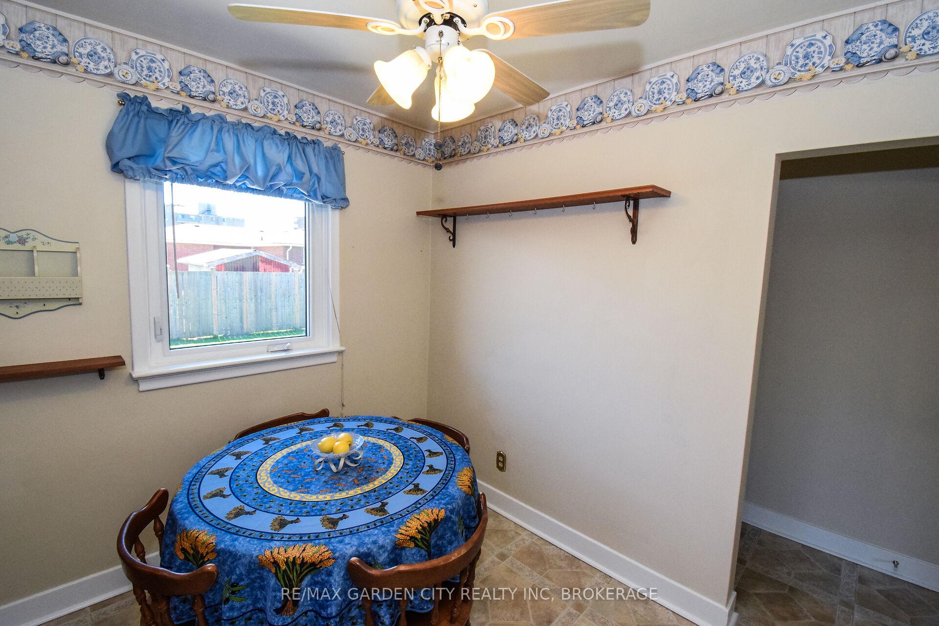 Photo 15 of 18 Ridgeview Avenue, St. Catharines, Carlton/Bunting — HOMEH