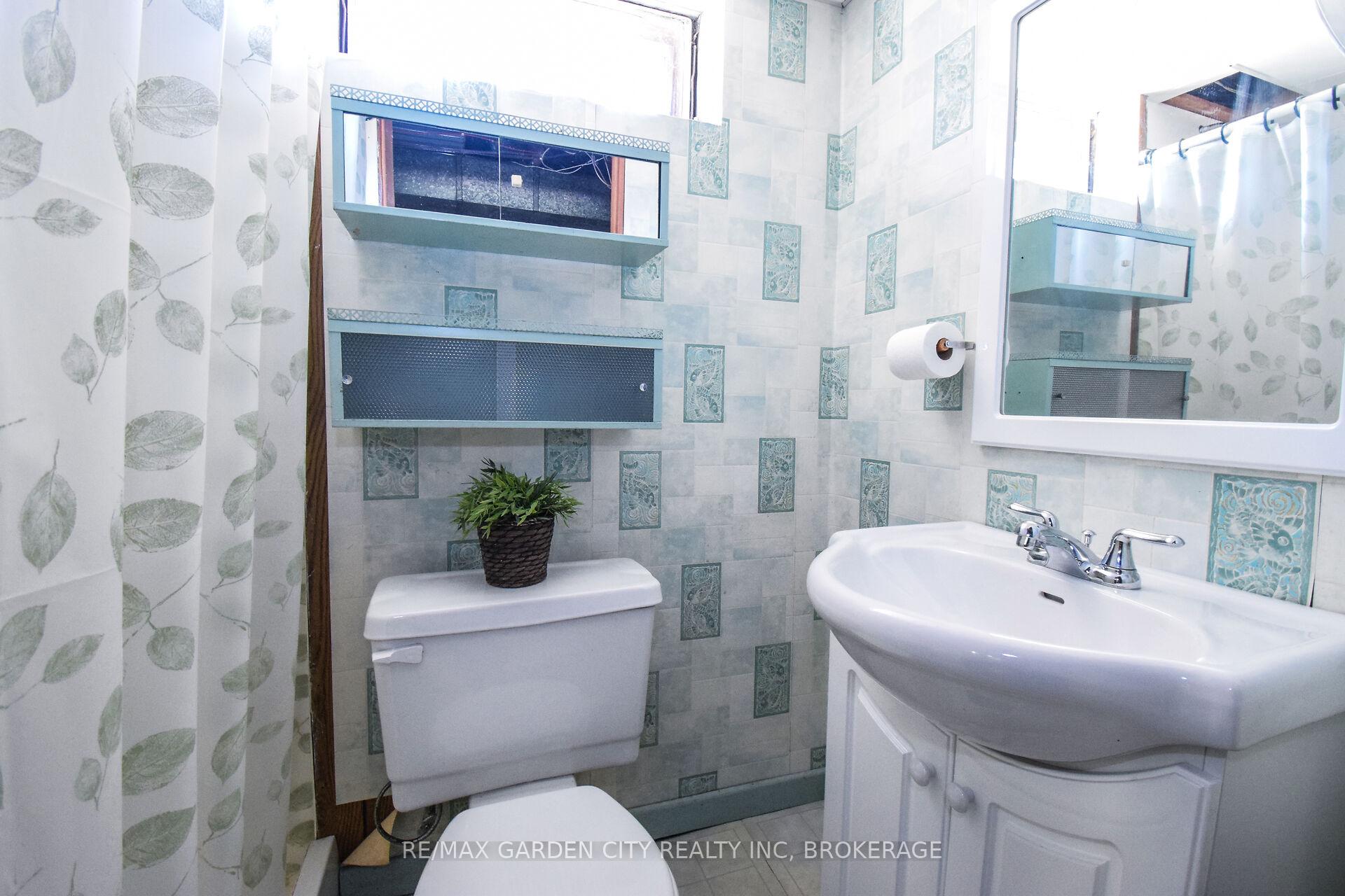 Photo 30 of 18 Ridgeview Avenue, St. Catharines, Carlton/Bunting — HOMEH