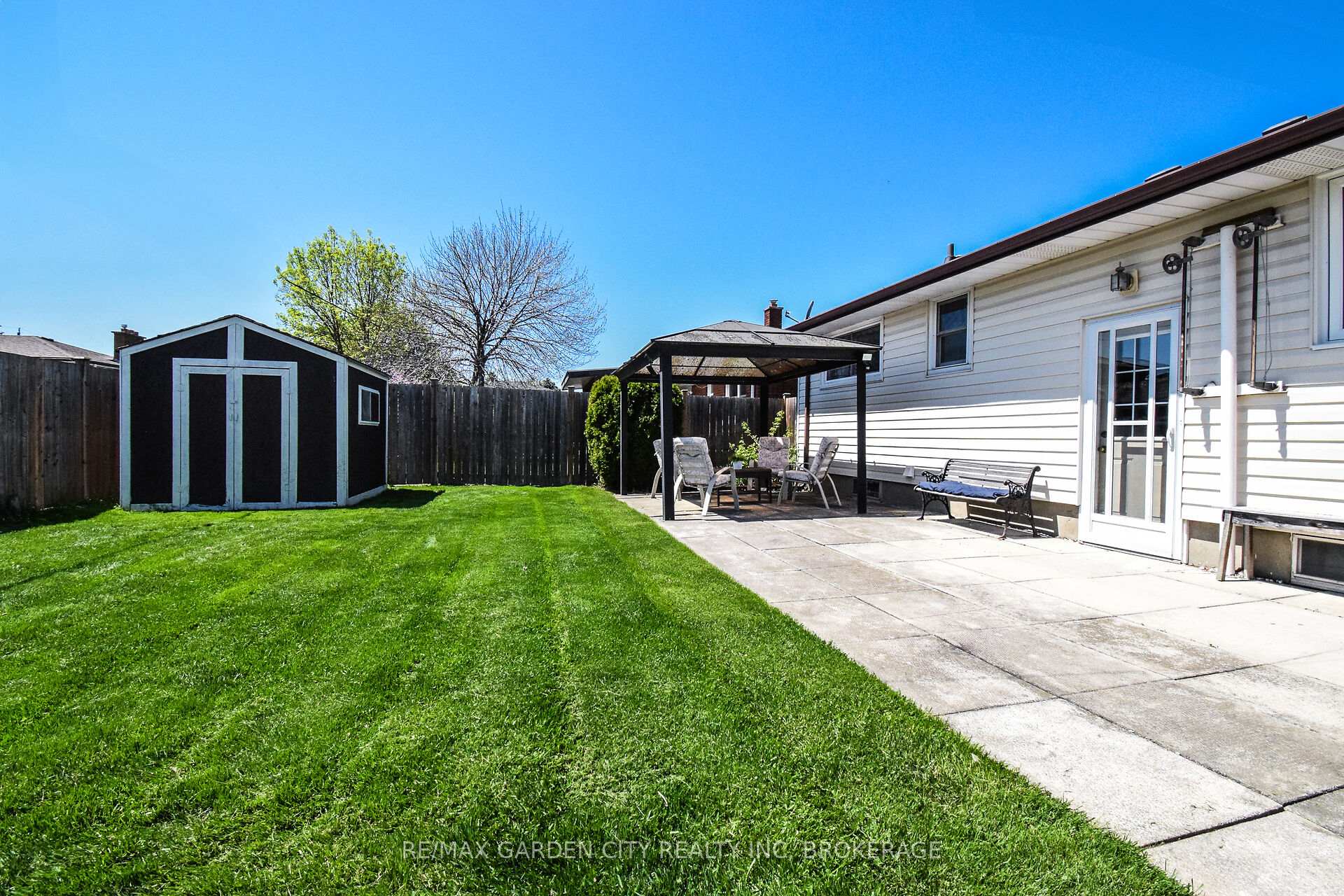 Photo 44 of 18 Ridgeview Avenue, St. Catharines, Carlton/Bunting — HOMEH