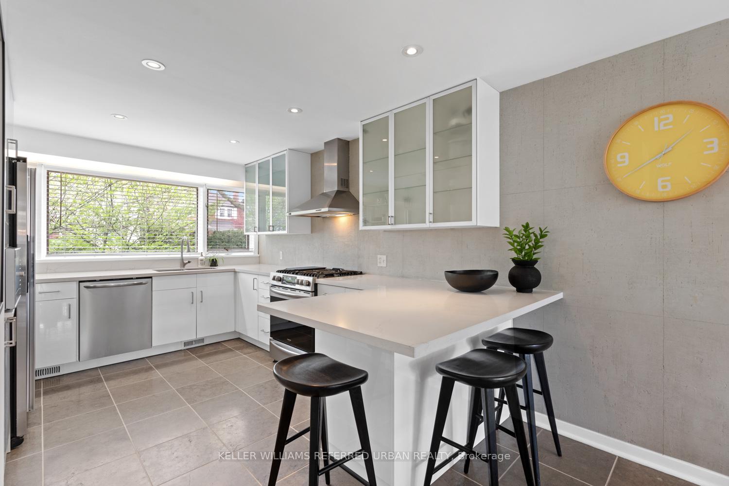 Photo 20 of 95 Bedford Park Avenue, Toronto, Lawrence Park North — HOMEH