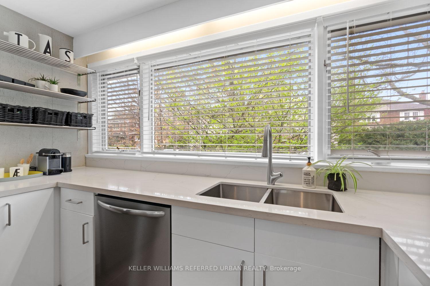 Photo 9 of 95 Bedford Park Avenue, Toronto, Lawrence Park North — HOMEH
