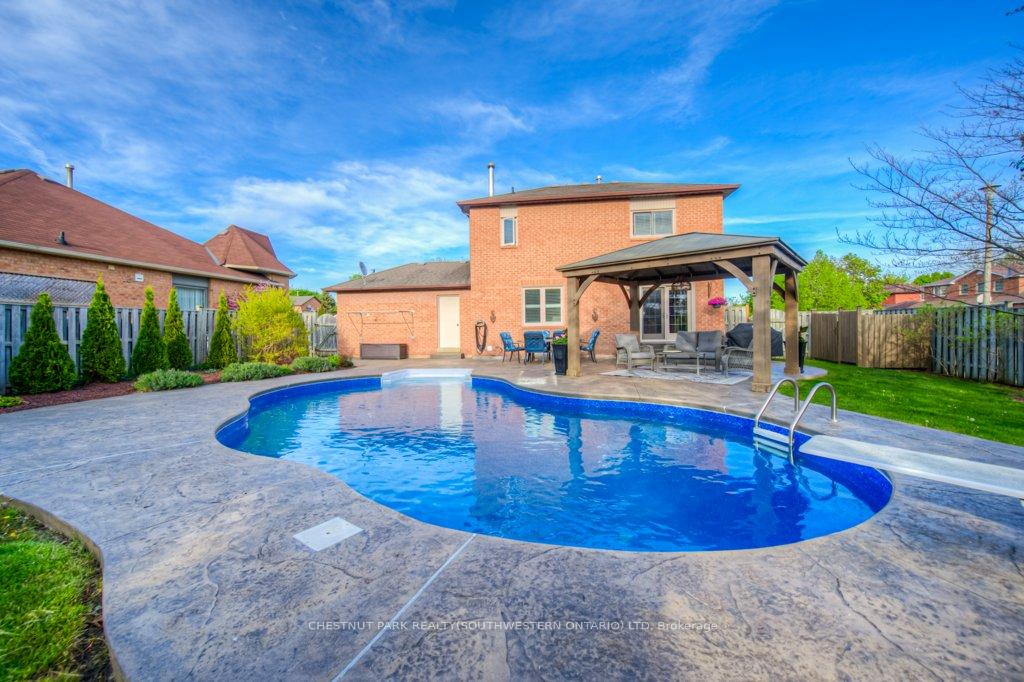 Front of 1 Melissa Court