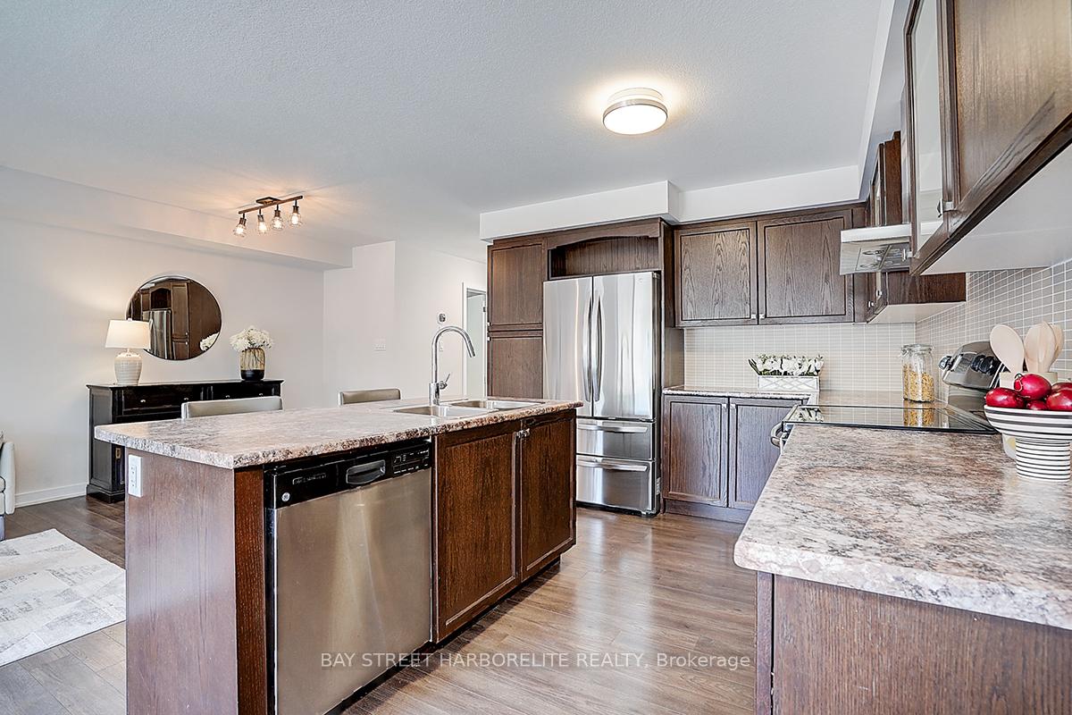 Photo 15 of 42 Crafter Crescent, Hamilton, Stoney Creek Mountain — HOMEH