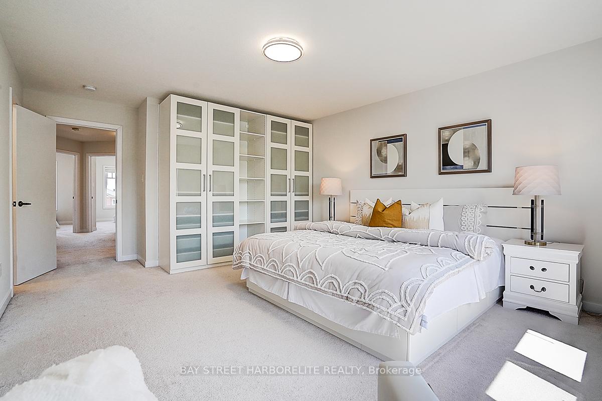 Photo 29 of 42 Crafter Crescent, Hamilton, Stoney Creek Mountain — HOMEH