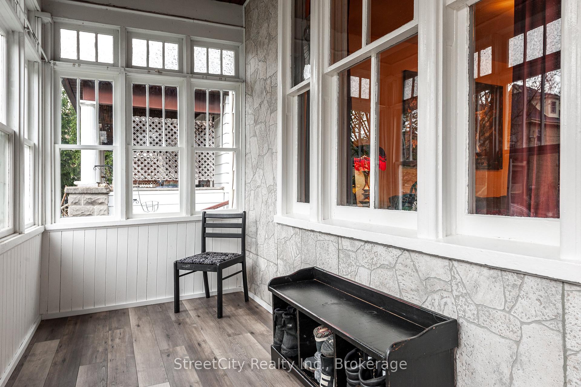 Photo 13 of 211 Albert Street, Stratford — HOMEH