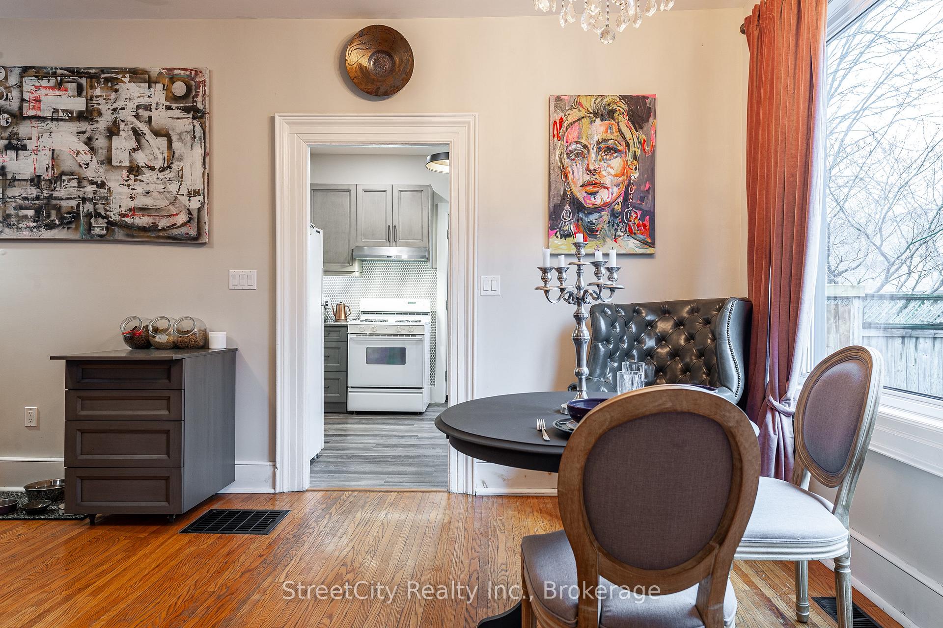 Photo 12 of 211 Albert Street, Stratford — HOMEH