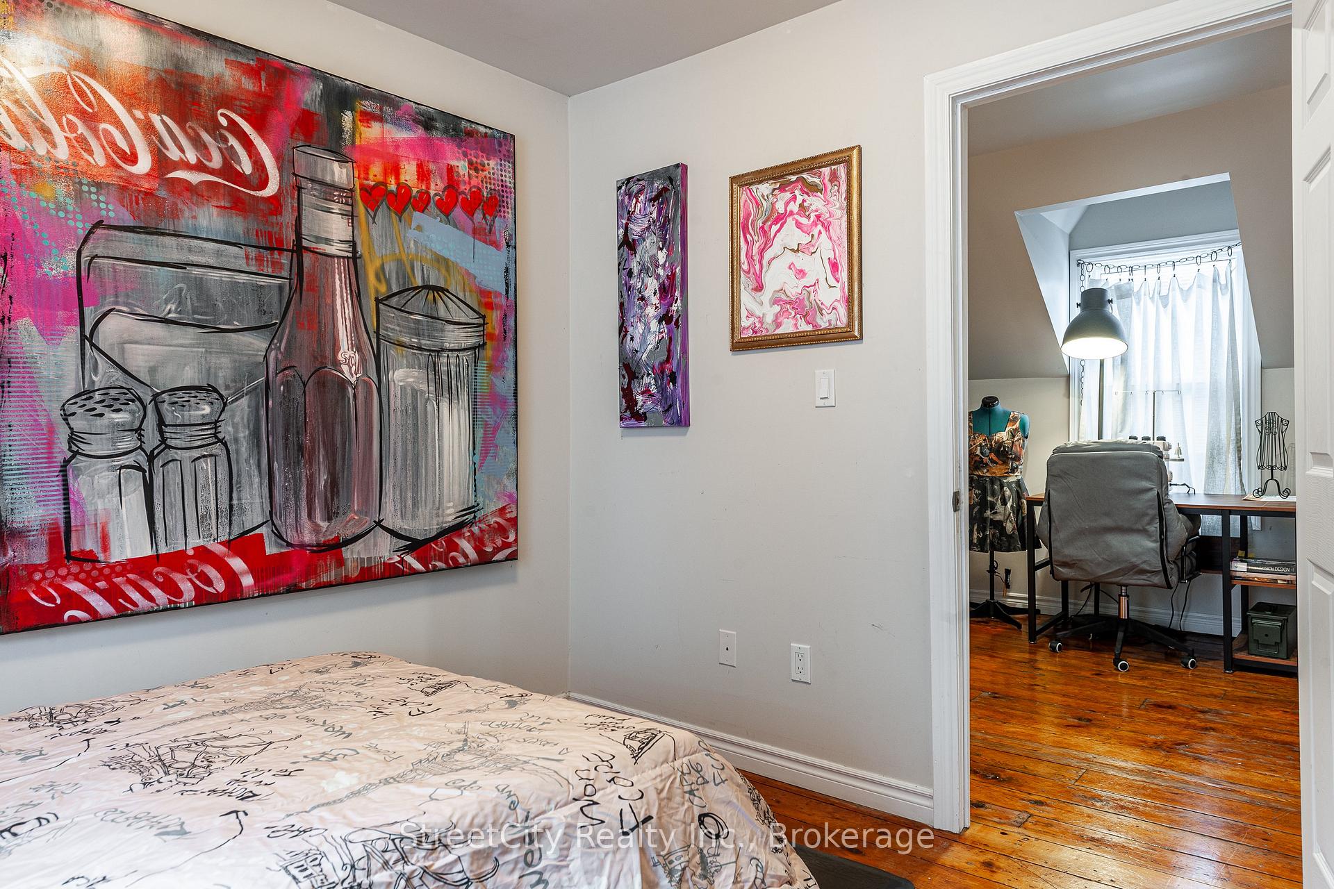Photo 33 of 211 Albert Street, Stratford — HOMEH
