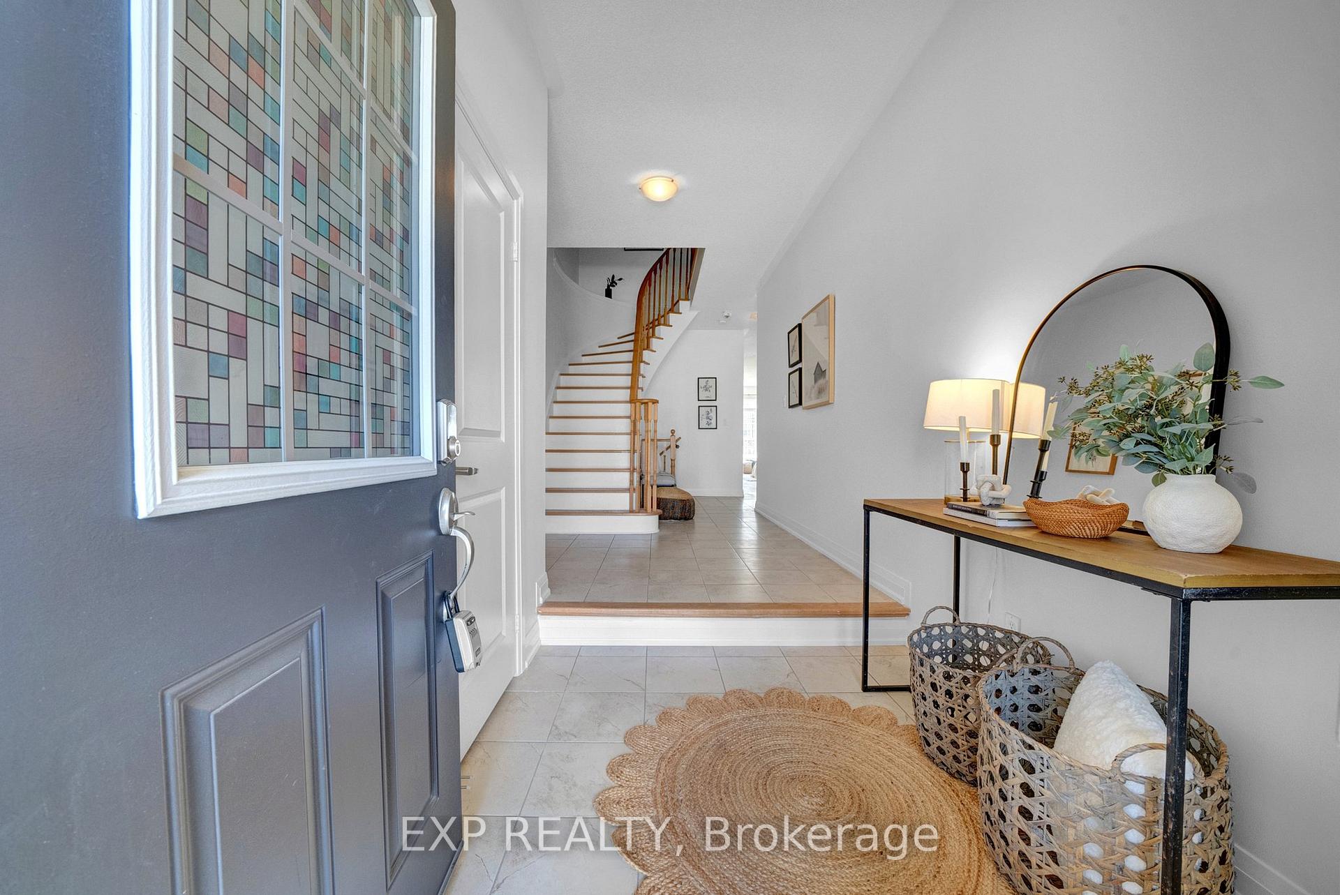 Photo 3 of 76 Rimrock Crescent, Whitby, Williamsburg — HOMEH