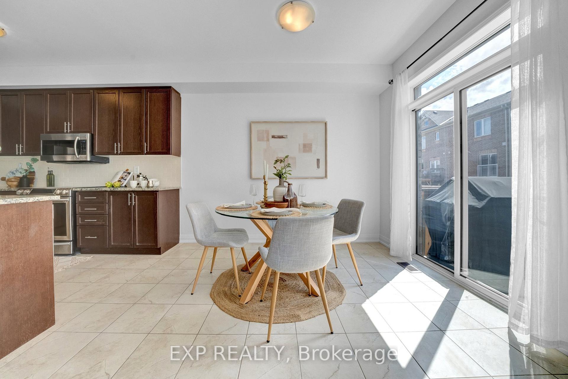 Photo 8 of 76 Rimrock Crescent, Whitby, Williamsburg — HOMEH