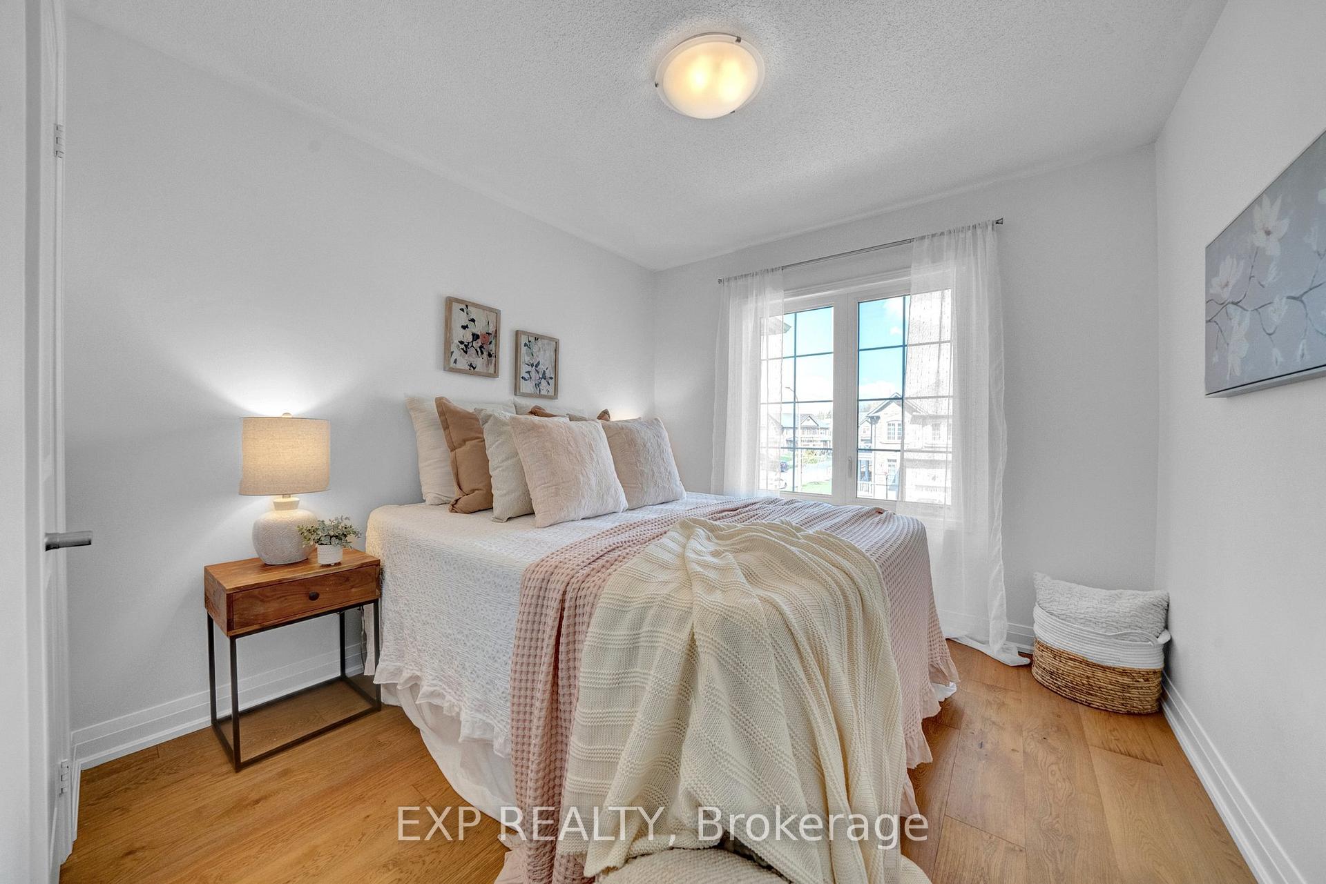 Photo 21 of 76 Rimrock Crescent, Whitby, Williamsburg — HOMEH
