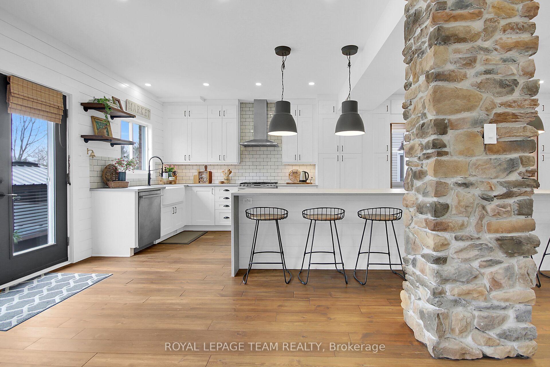 Photo 5 of 4184 Wolfe Point Way, Ottawa, Riverside South/Gloucester Glen — HOMEH