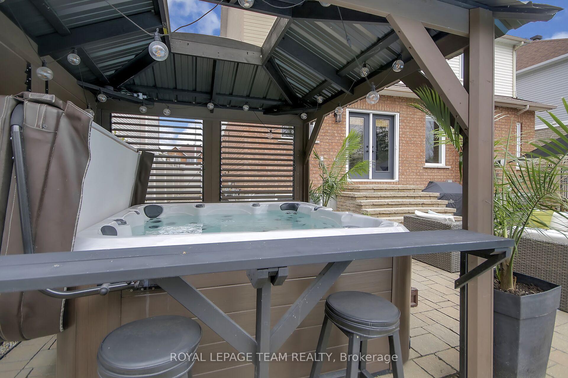 Photo 41 of 4184 Wolfe Point Way, Ottawa, Riverside South/Gloucester Glen — HOMEH