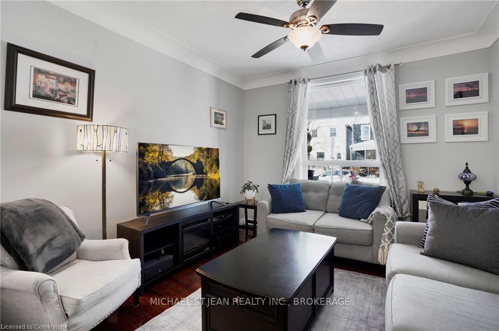 Photo 7 of 158 Avondale Street, Hamilton, Crown Point — HOMEH