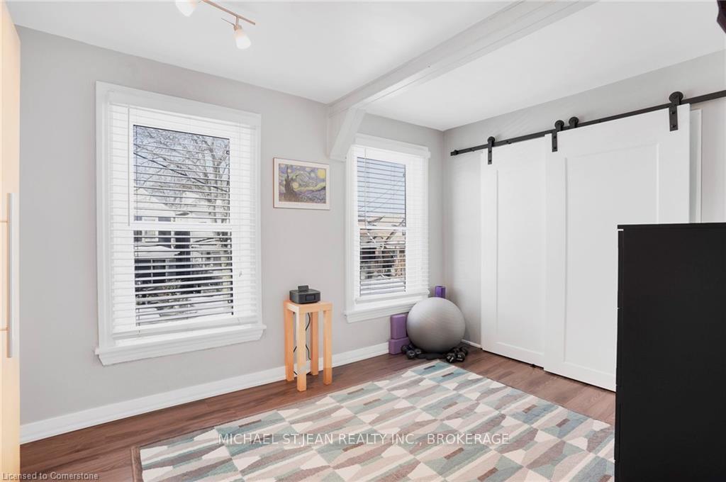 Photo 18 of 158 Avondale Street, Hamilton, Crown Point — HOMEH