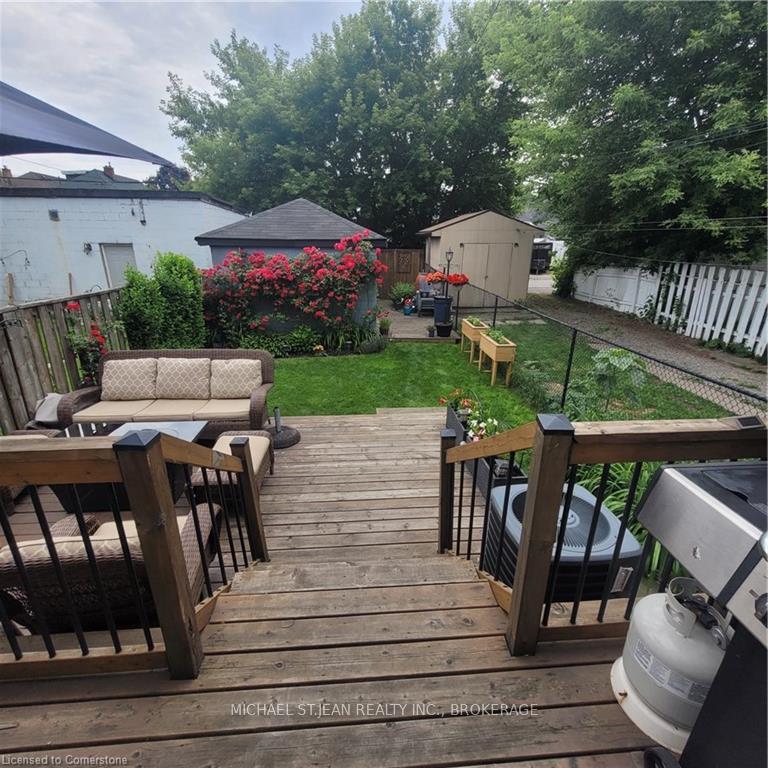 Photo 32 of 158 Avondale Street, Hamilton, Crown Point — HOMEH