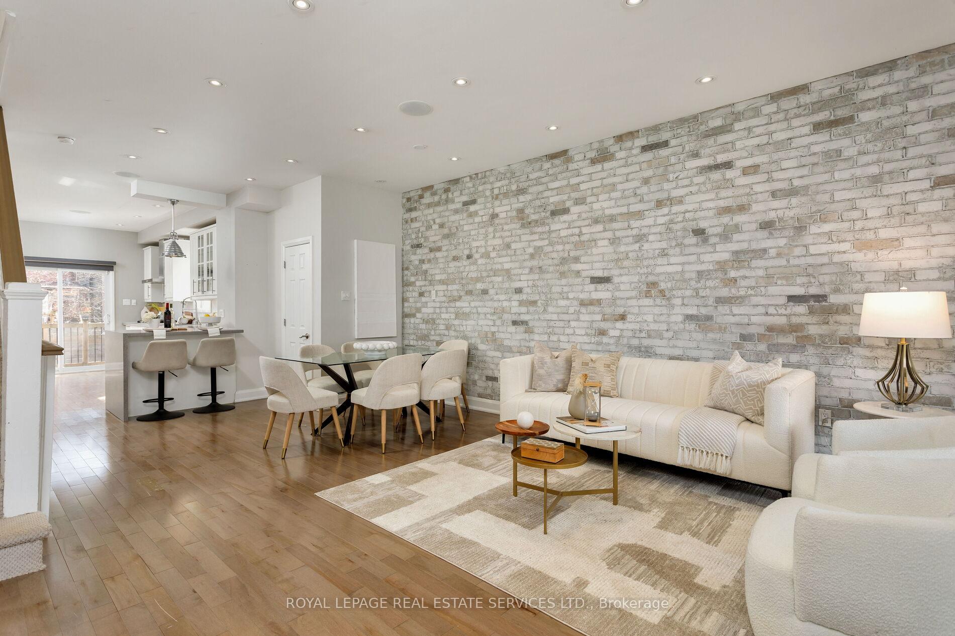 Photo 25 of 45 Empire Avenue, Toronto, South Riverdale — HOMEH