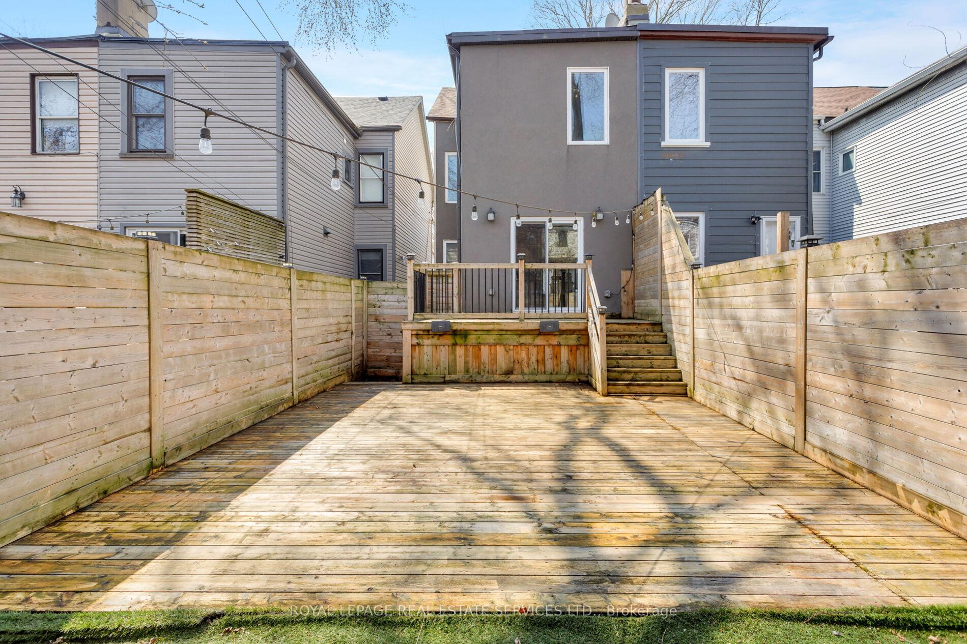 Photo 28 of 45 Empire Avenue, Toronto, South Riverdale — HOMEH