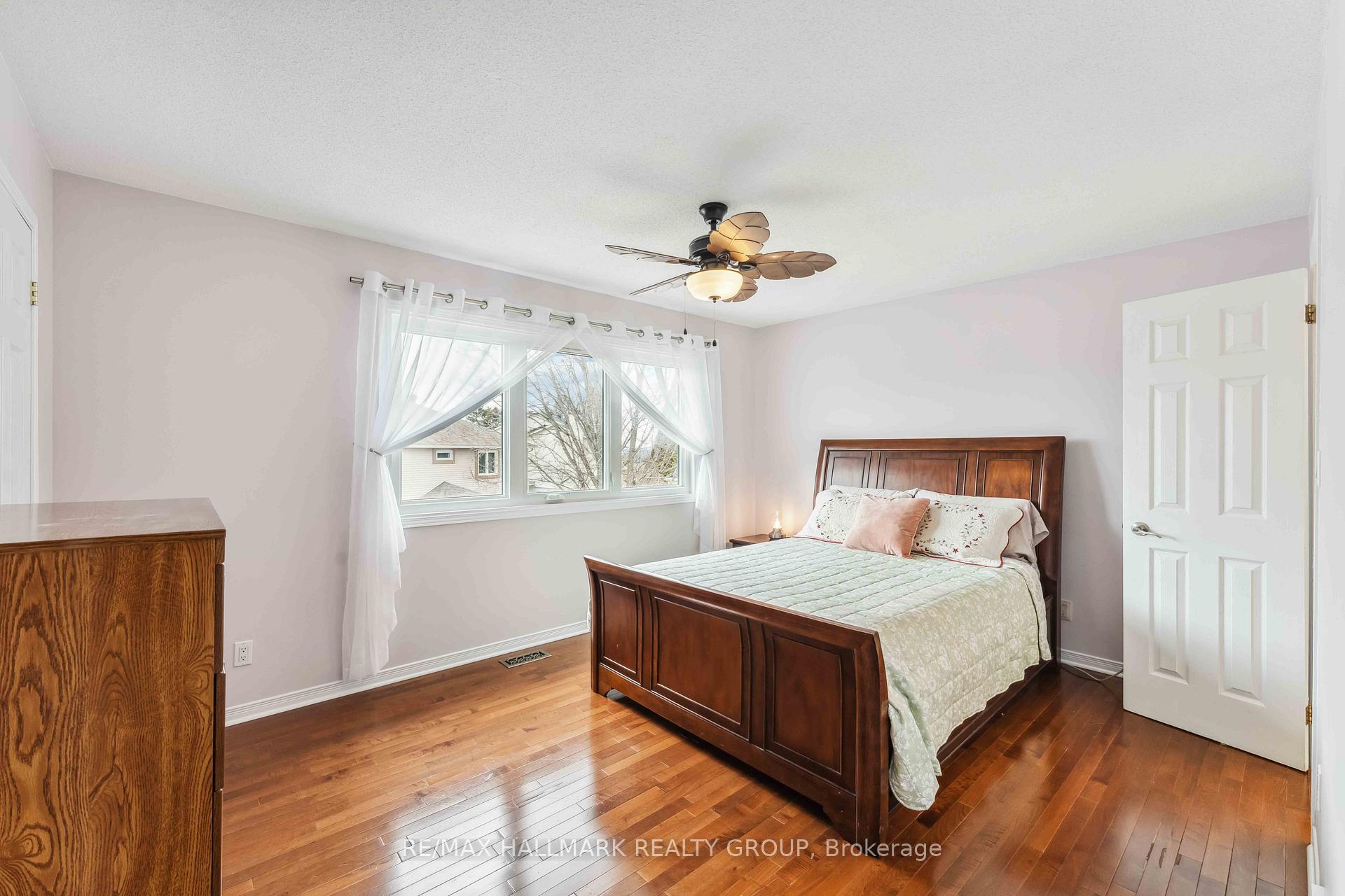 Photo 40 of 1465 Michaelsem Street, Ottawa, Chateauneuf — HOMEH
