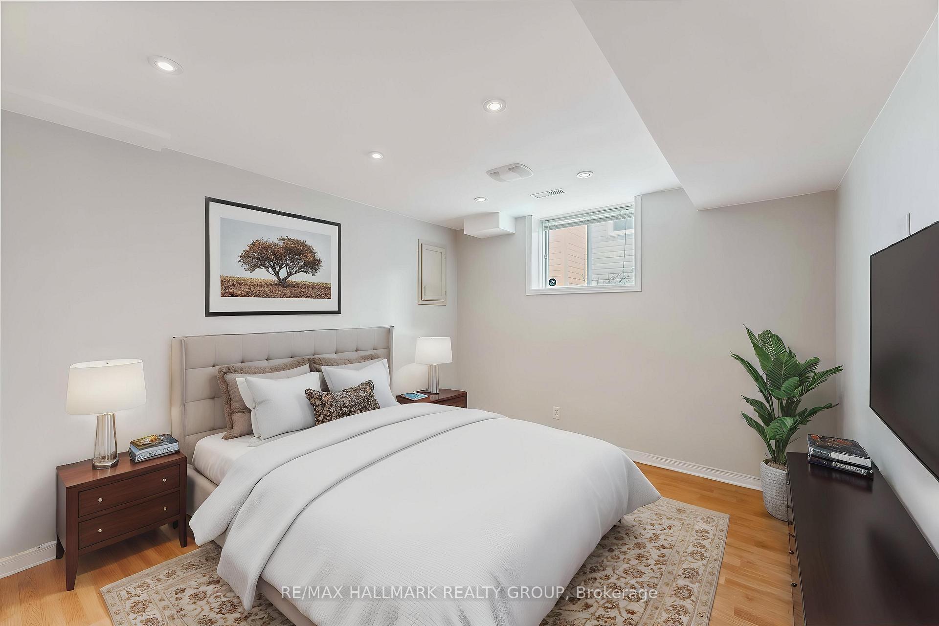 Photo 17 of 1465 Michaelsem Street, Ottawa, Chateauneuf — HOMEH