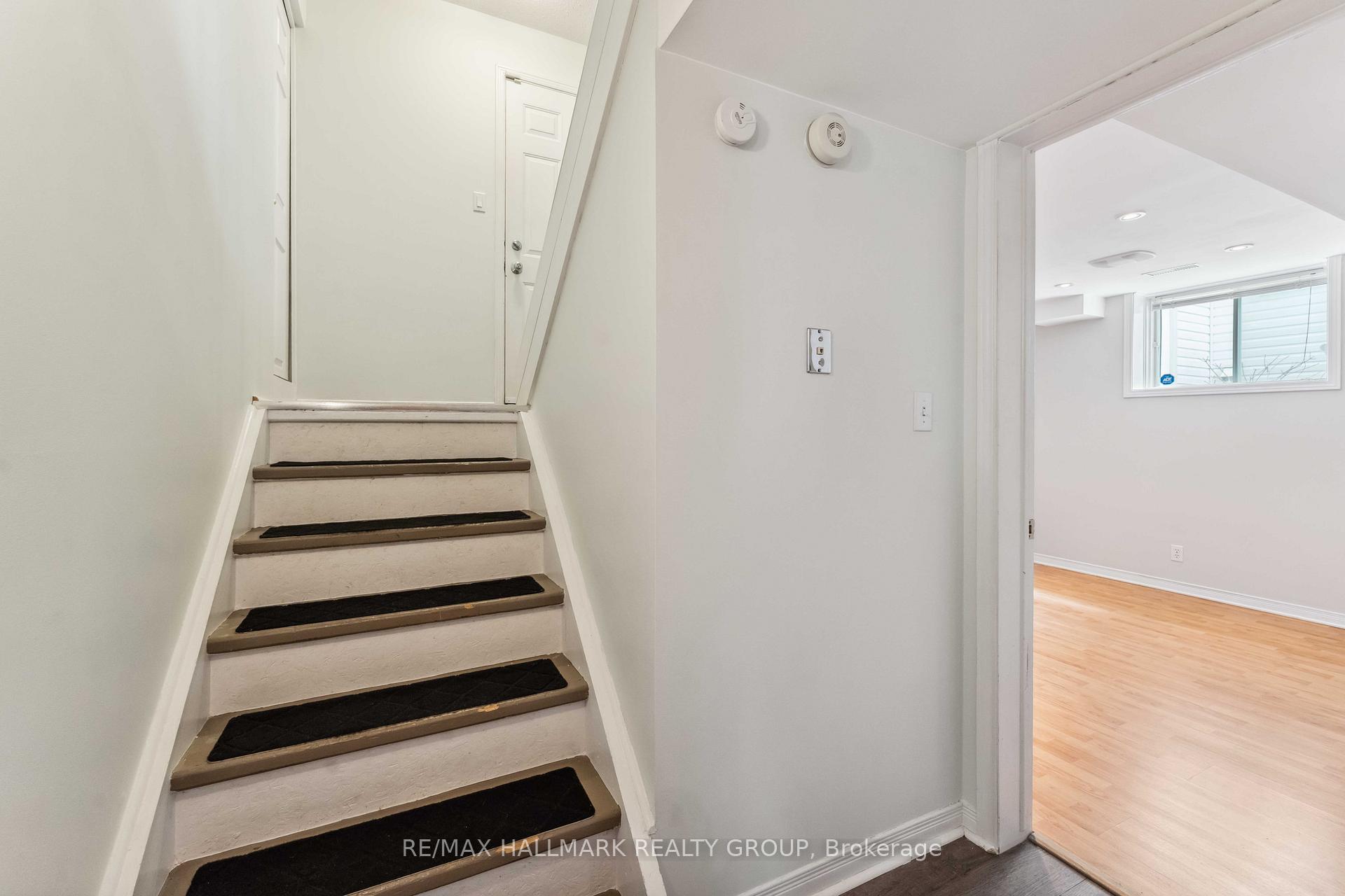 Photo 19 of 1465 Michaelsem Street, Ottawa, Chateauneuf — HOMEH