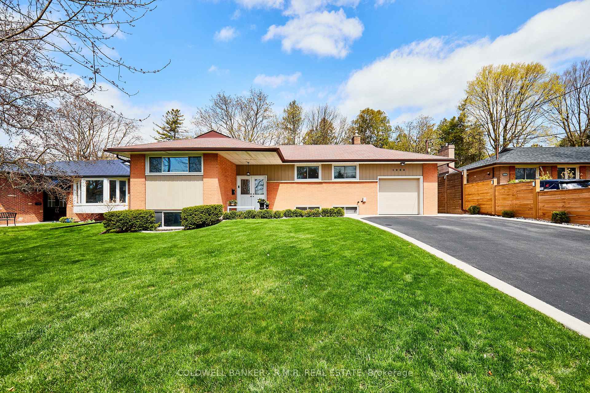 Photo 2 of 1030 Regent Drive, Oshawa, Eastdale — HOMEH